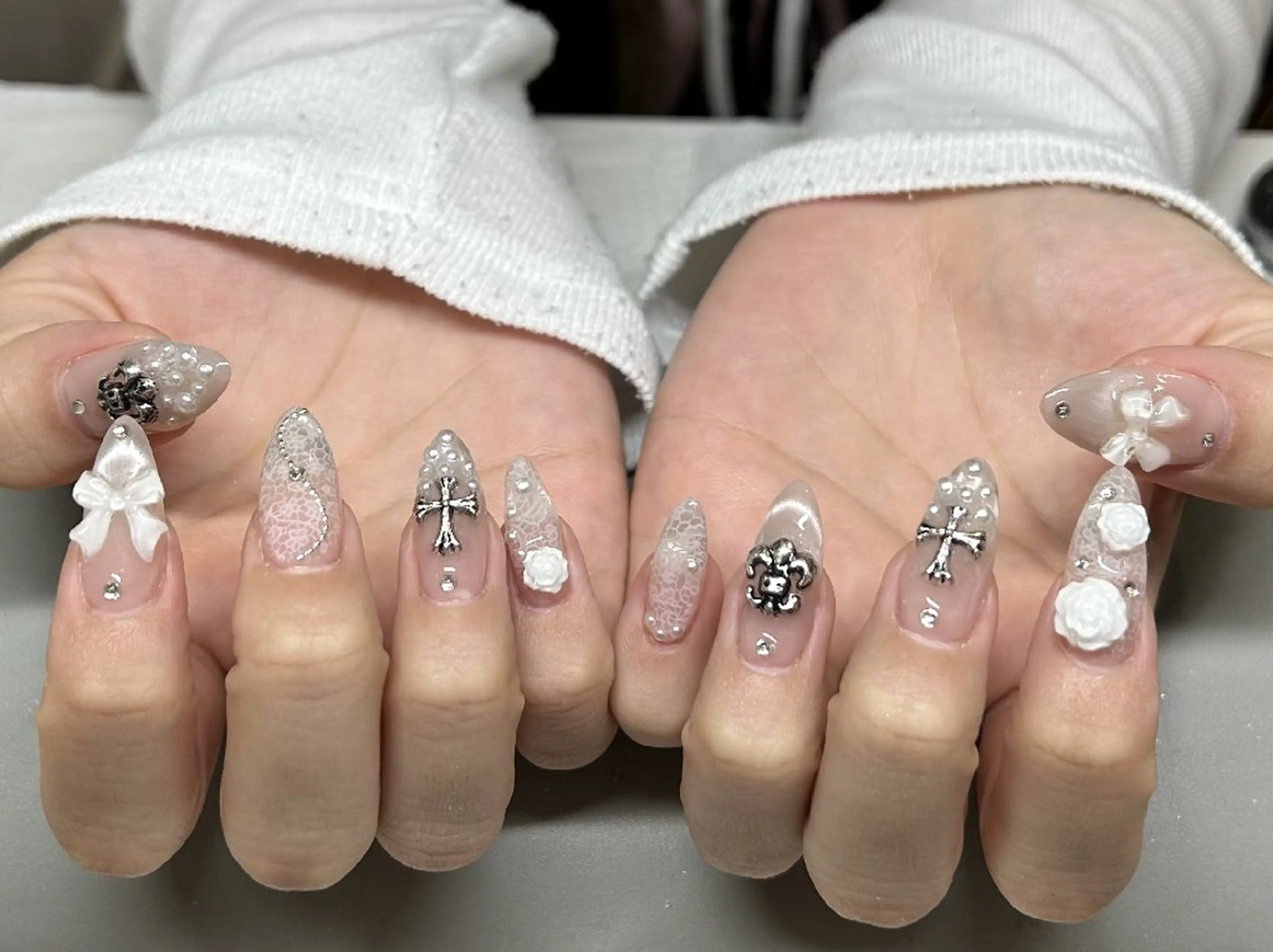 ネイル フットネイル フレンチネイル ジェルネイル ガラスフレンチ 韓国ネイル ハンドネイル ハンドケア The  Nail 新大久保店のその他イメージ
