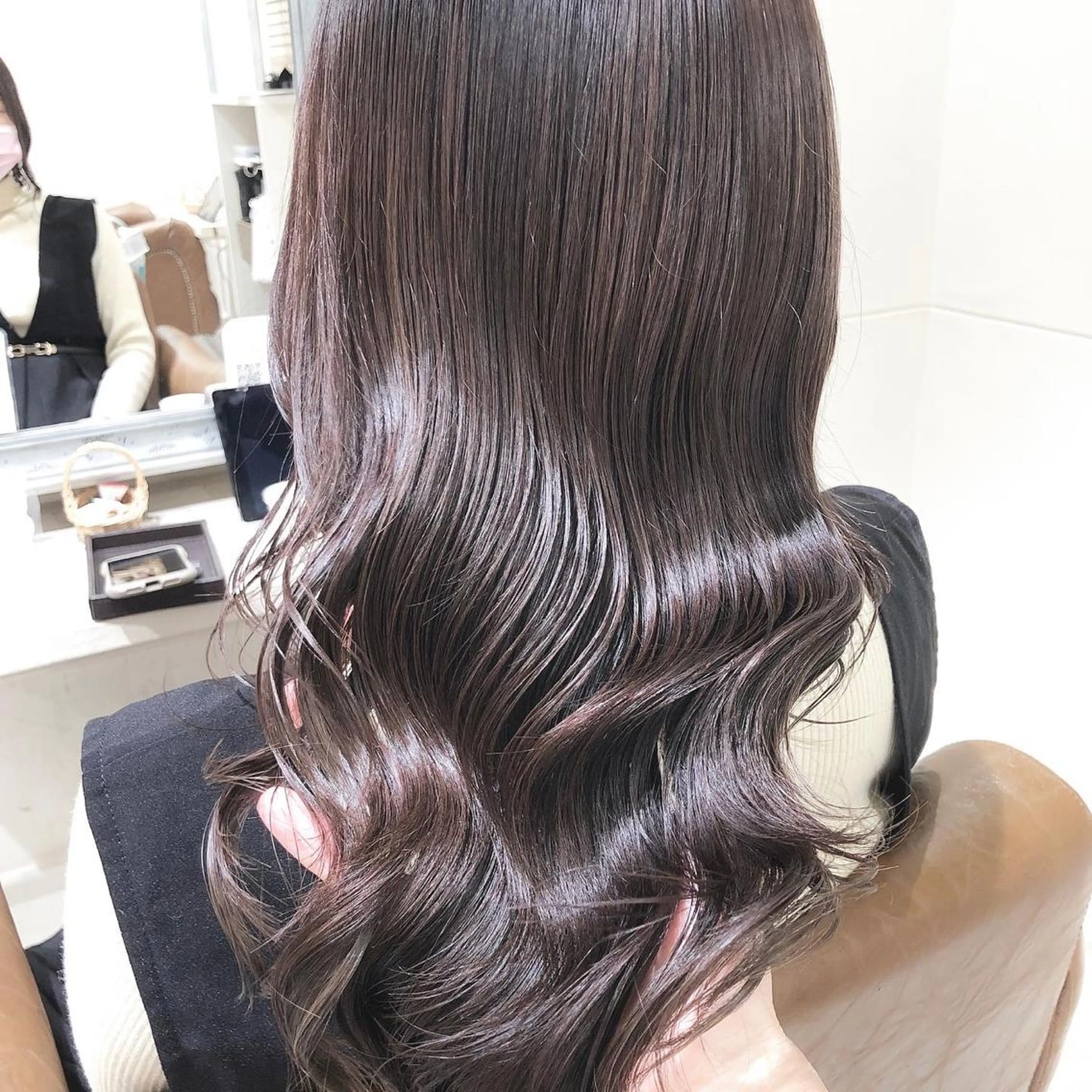 ロング frame所属・🫧品のあるヘア カラー🫧片山聖のヘアスタイル