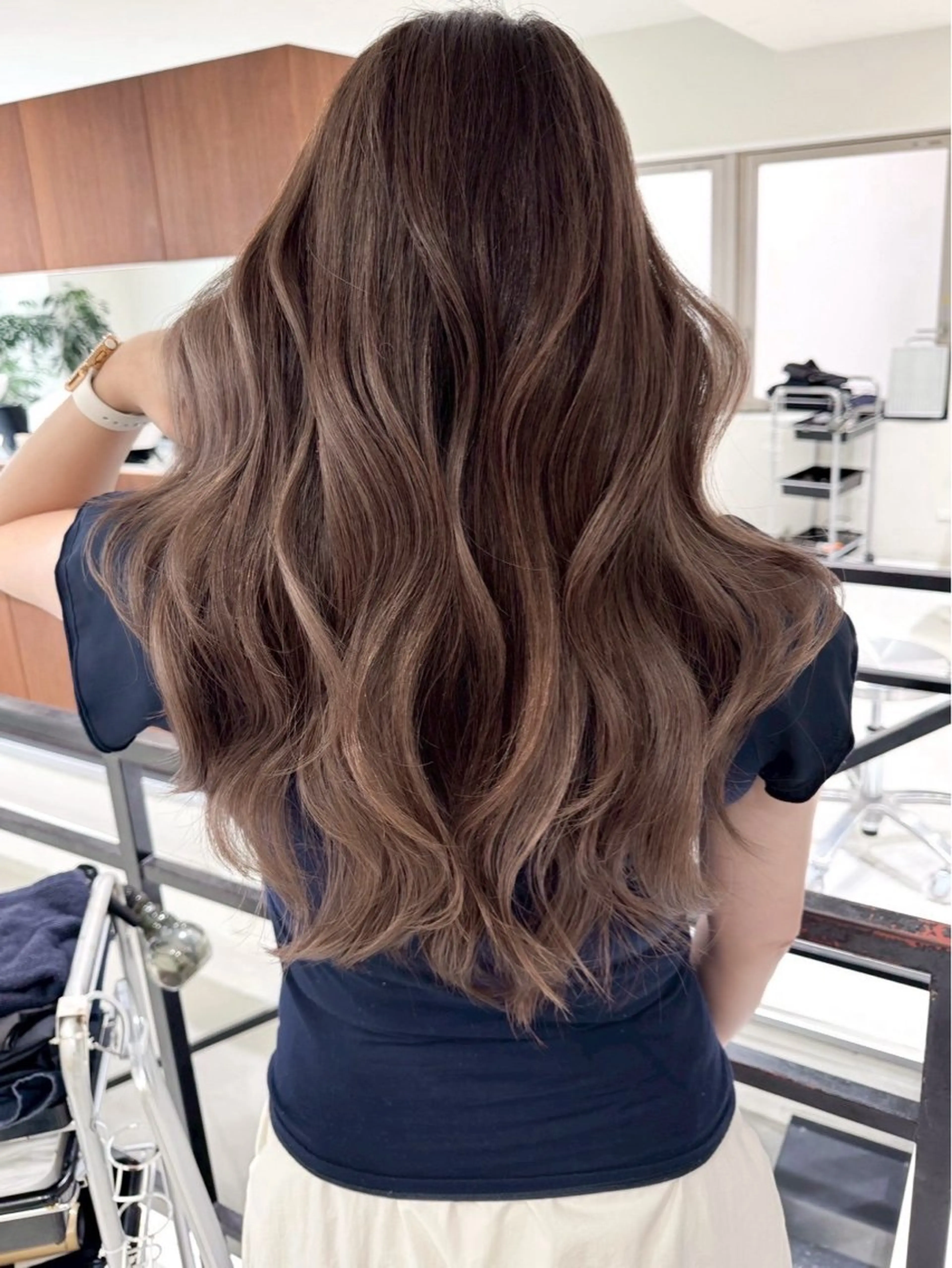 ロング ヘアカラー 艶髪ハイトーン 💎凜太郎💎のヘアスタイル