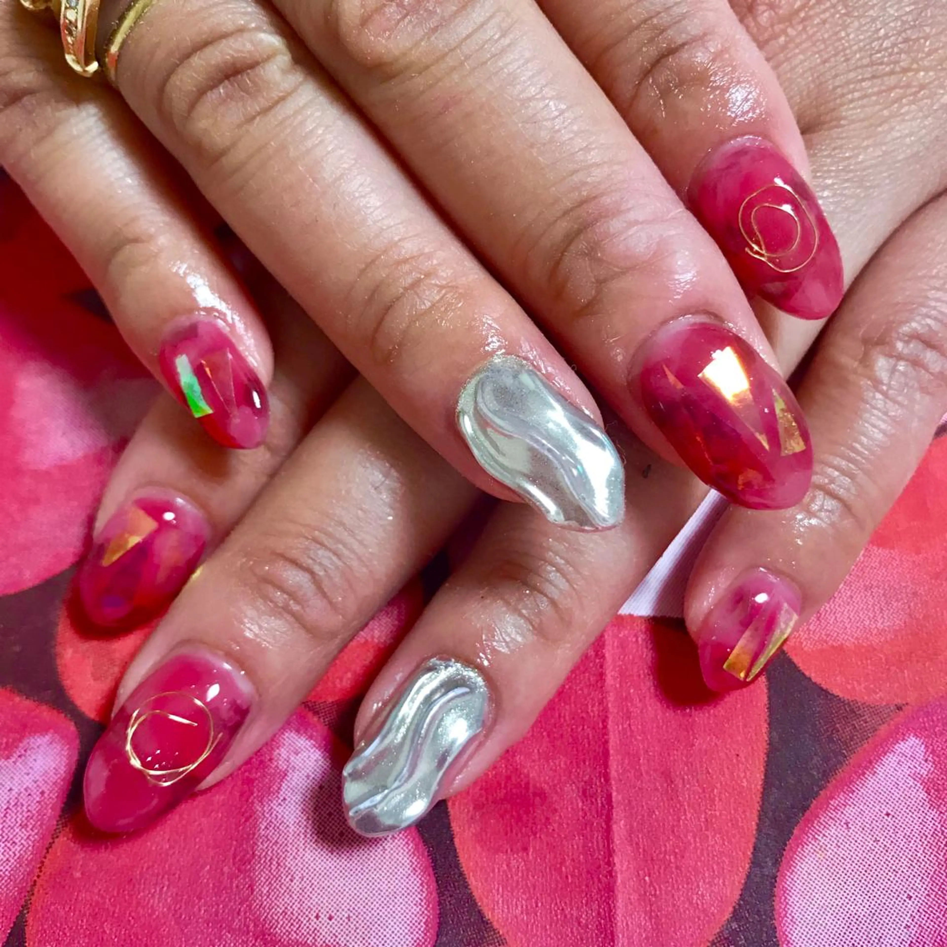 ネイル LOVEnail tomoのネイルデザイン