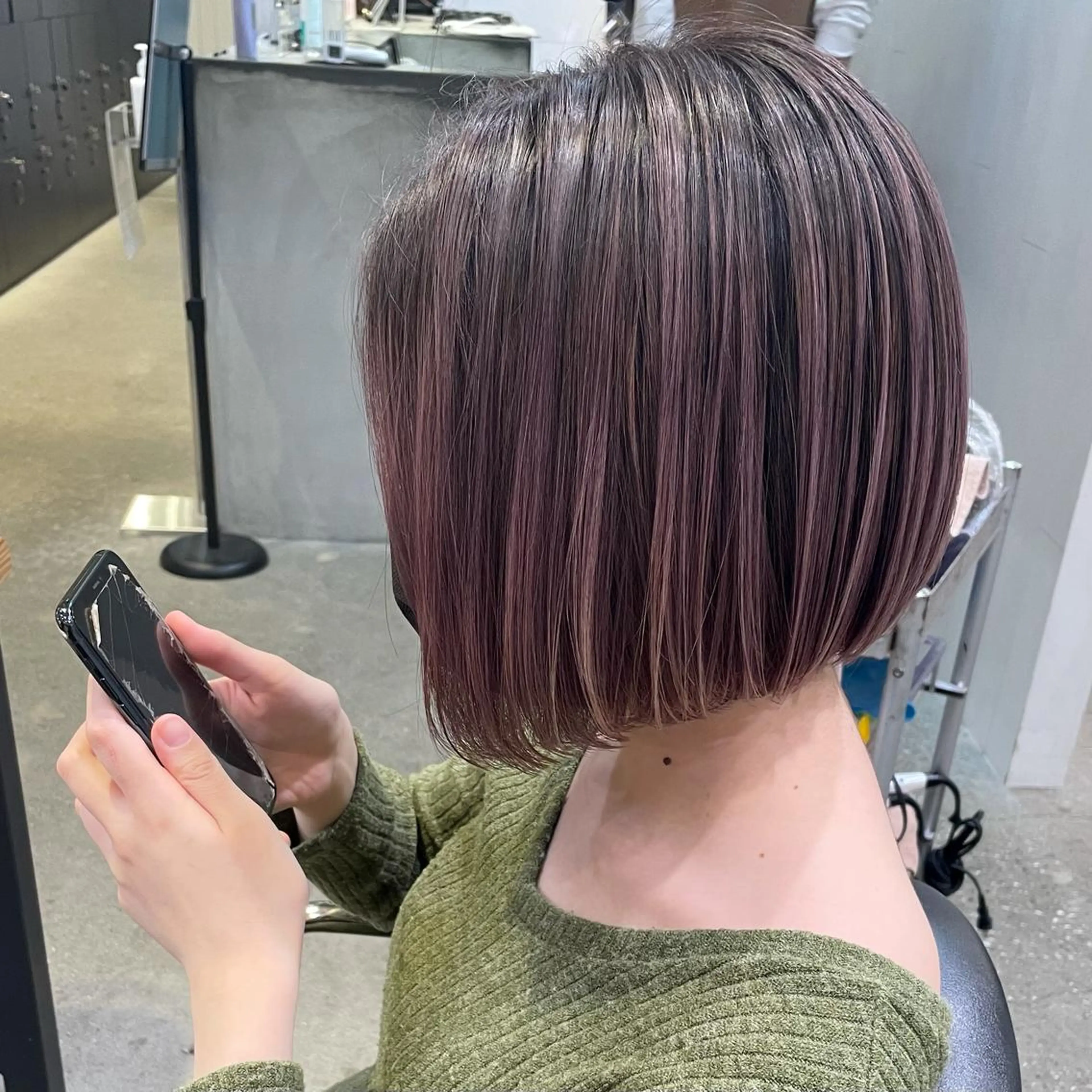 セミロング カラー ヘアアレンジ メンズ 🧸ハイトーン🧸 ゆっきー🧸のヘアスタイル