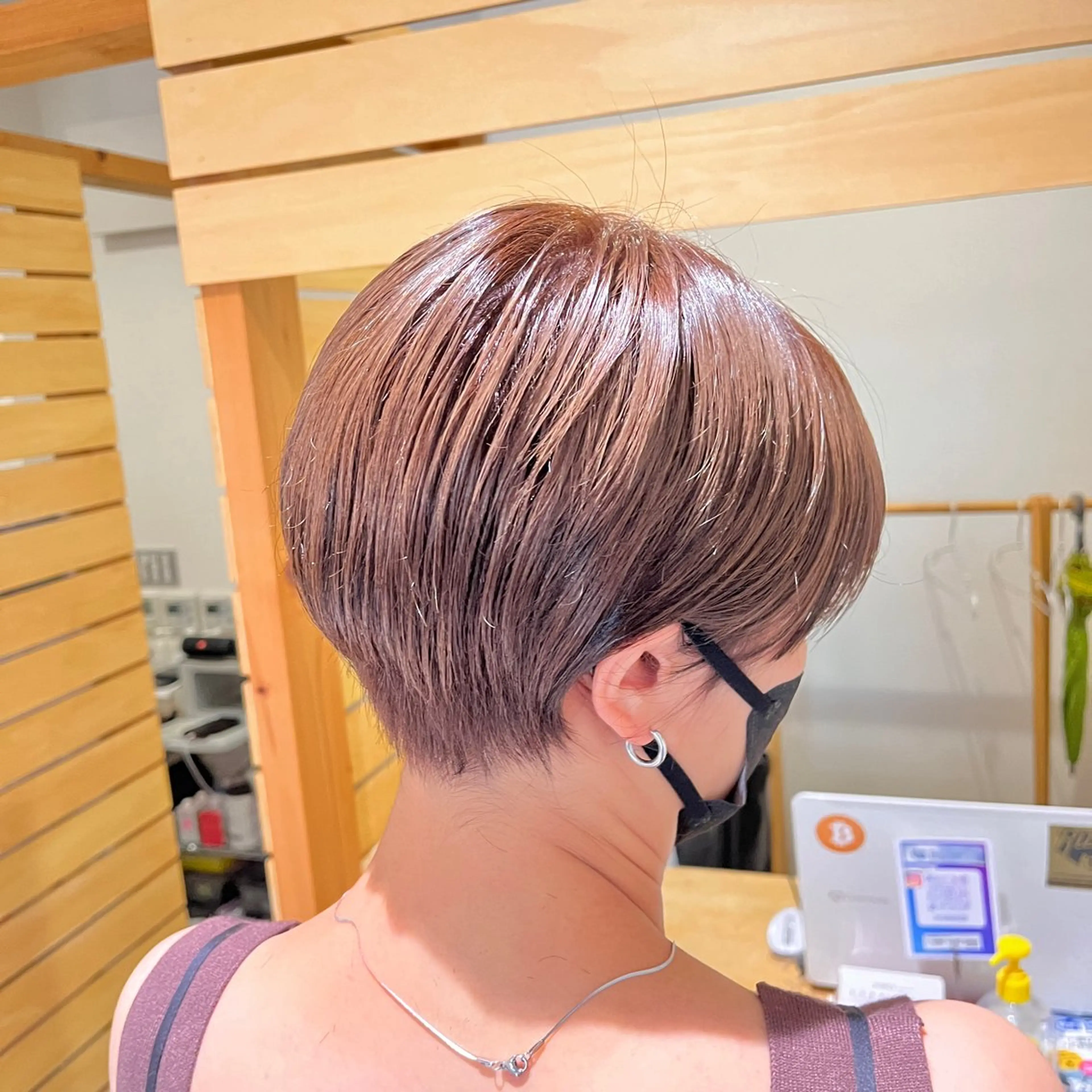 ショート カラー ブリーチ ヘアカラー トリートメント RUBEUS【ルベウス】所属・✨艶々カラー🎨 杉本賢人のヘアスタイル