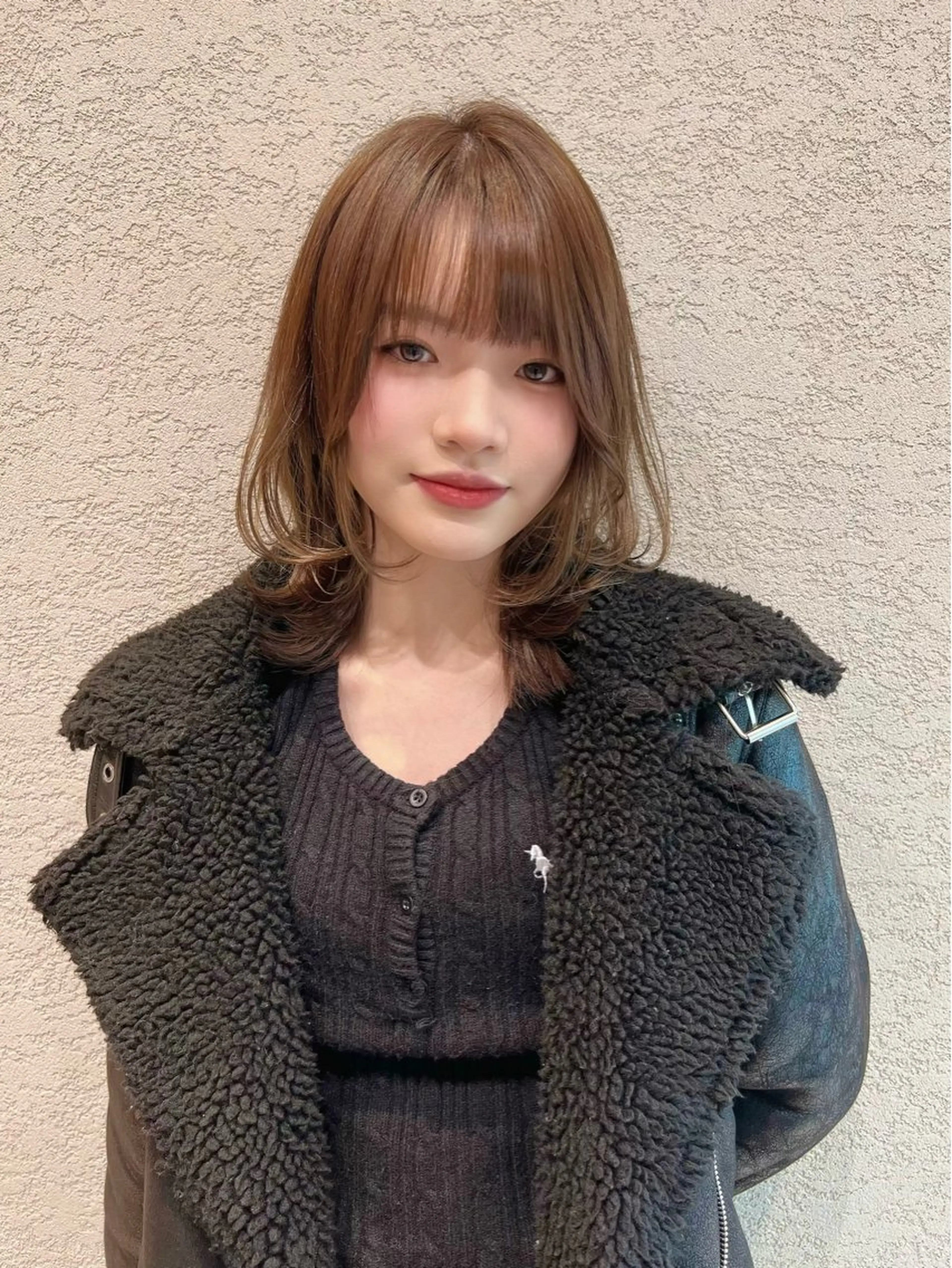 ミディアム カラー カット ヘアカラー トリートメント レイヤー/韓国 ハイトーン興津史弥のヘアスタイル