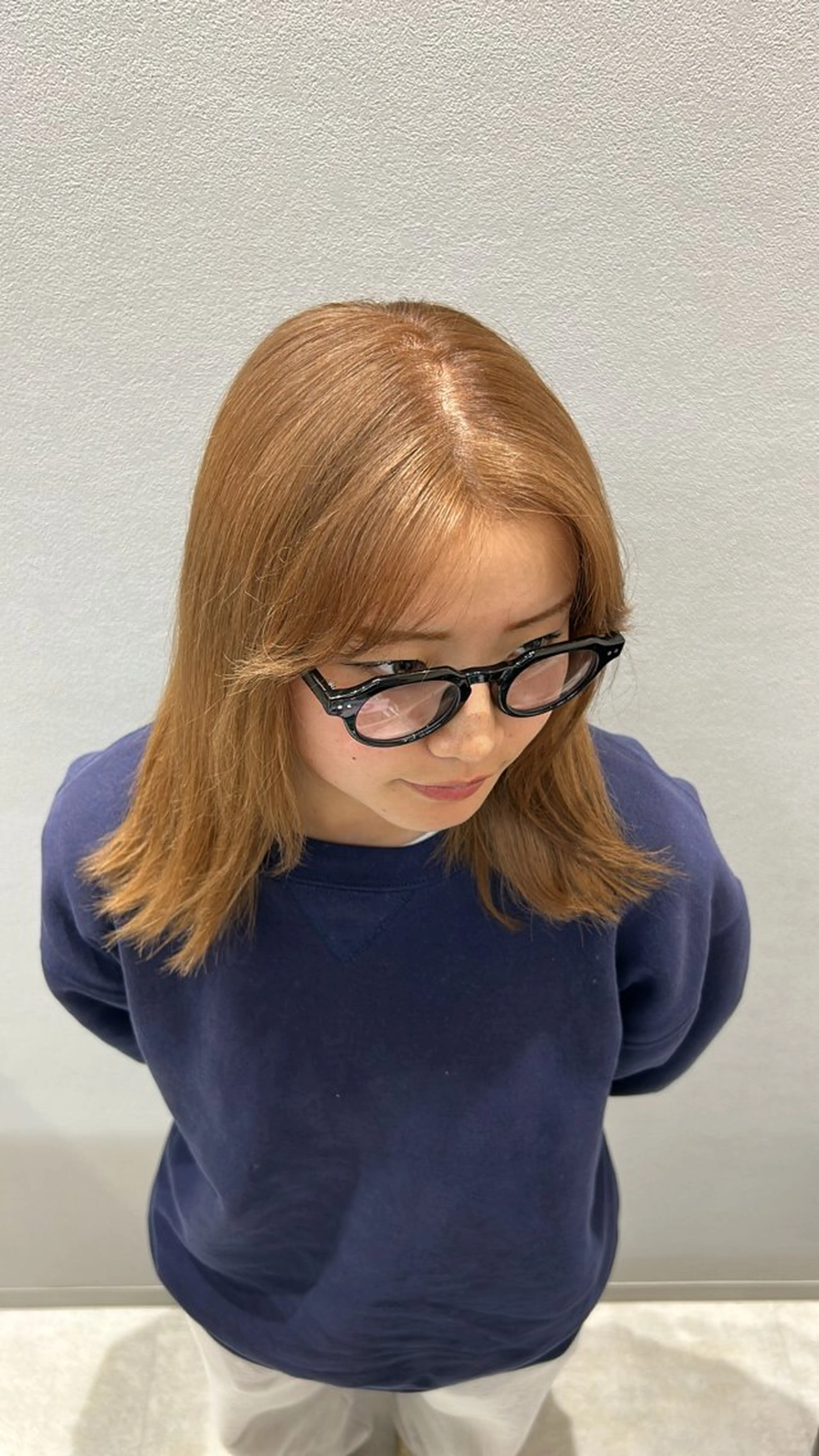 カラー ベージュカラー ブリーチ ハイトーンカラー ミルクティーベージュ ヘアカラー newstyle SO-HOのヘアスタイル