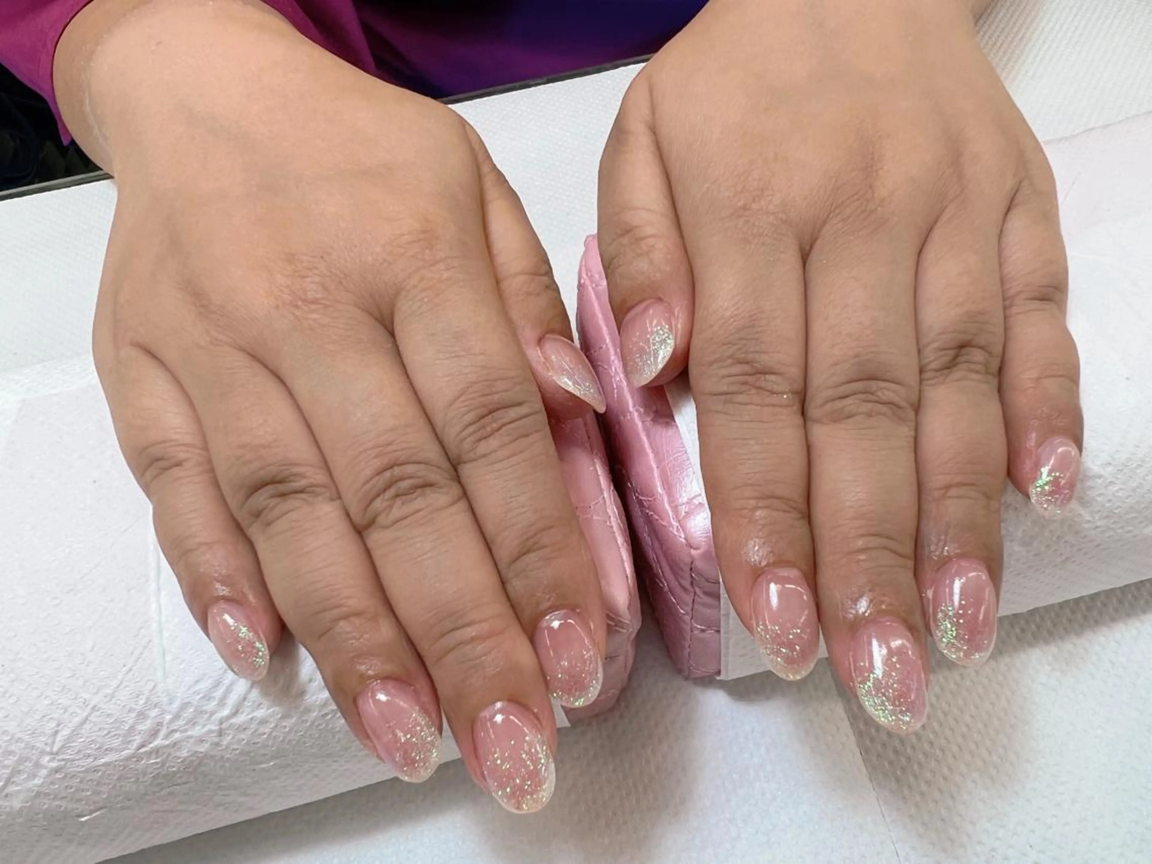 ネイル オーロラネイル グラデーション ラメ(グリッター) ラメグラデーション 【MAXKELLY】 Shiotaのネイルデザイン