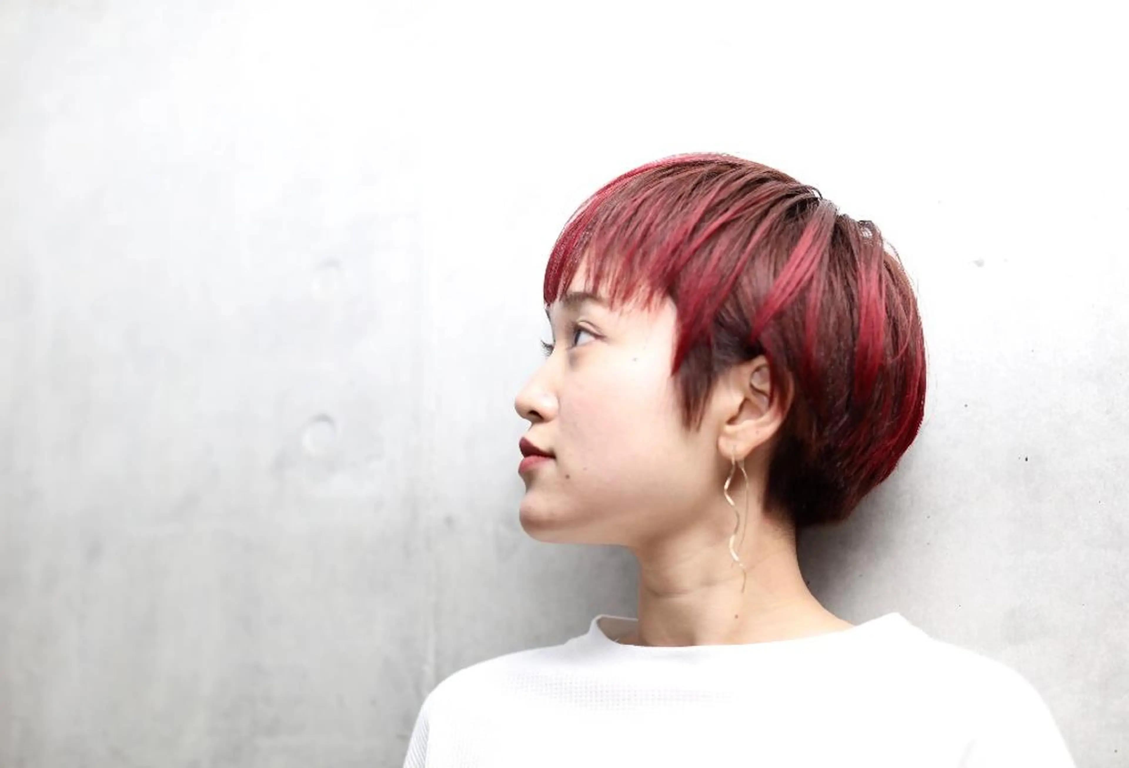ショート カラー レッドカラー 🔴赤み消し/ 艶カラー落合　優🔴のヘアスタイル