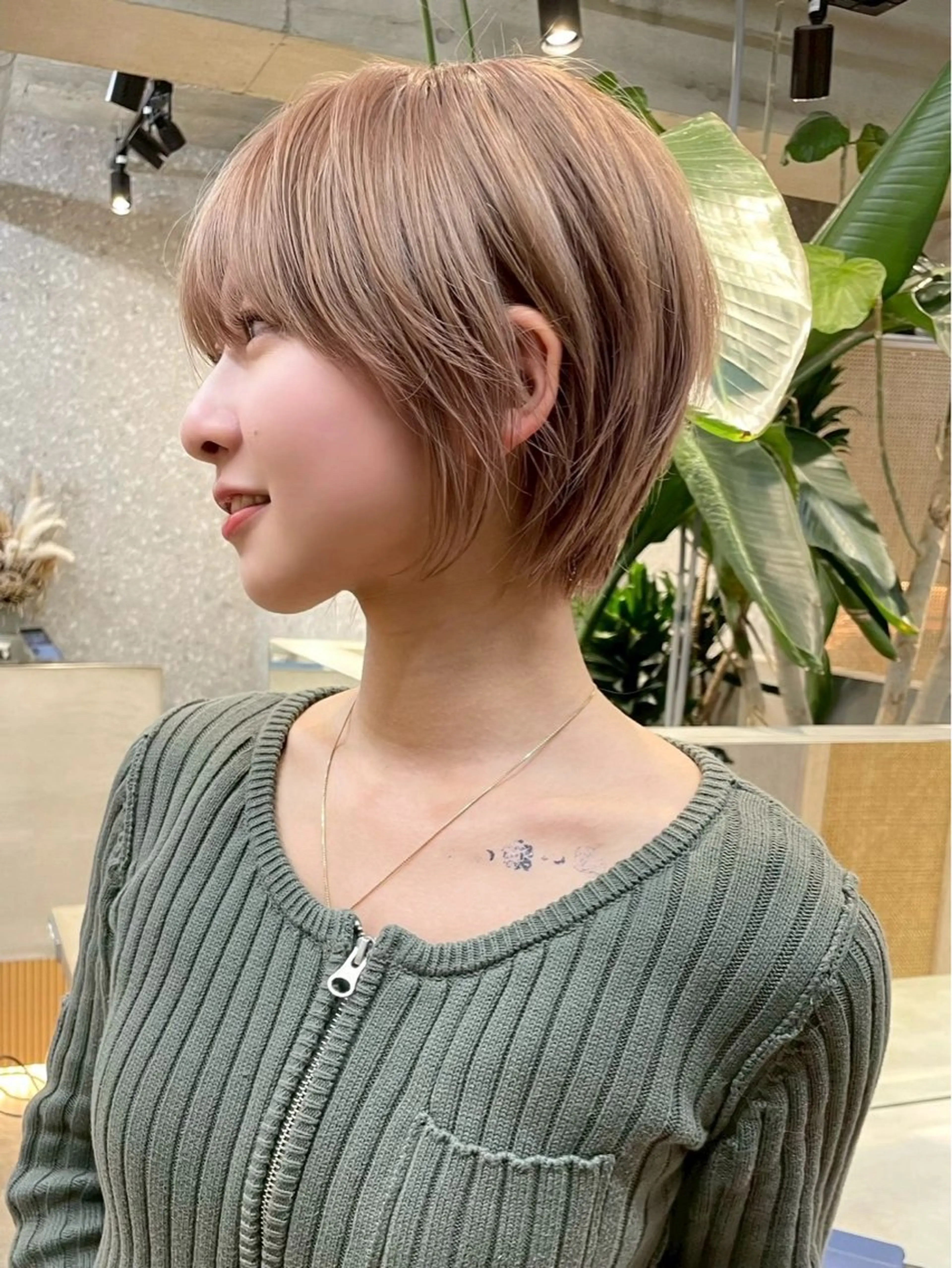ショート カット トリートメント 美容師歴6年 fifth前比嘉💥のヘアスタイル