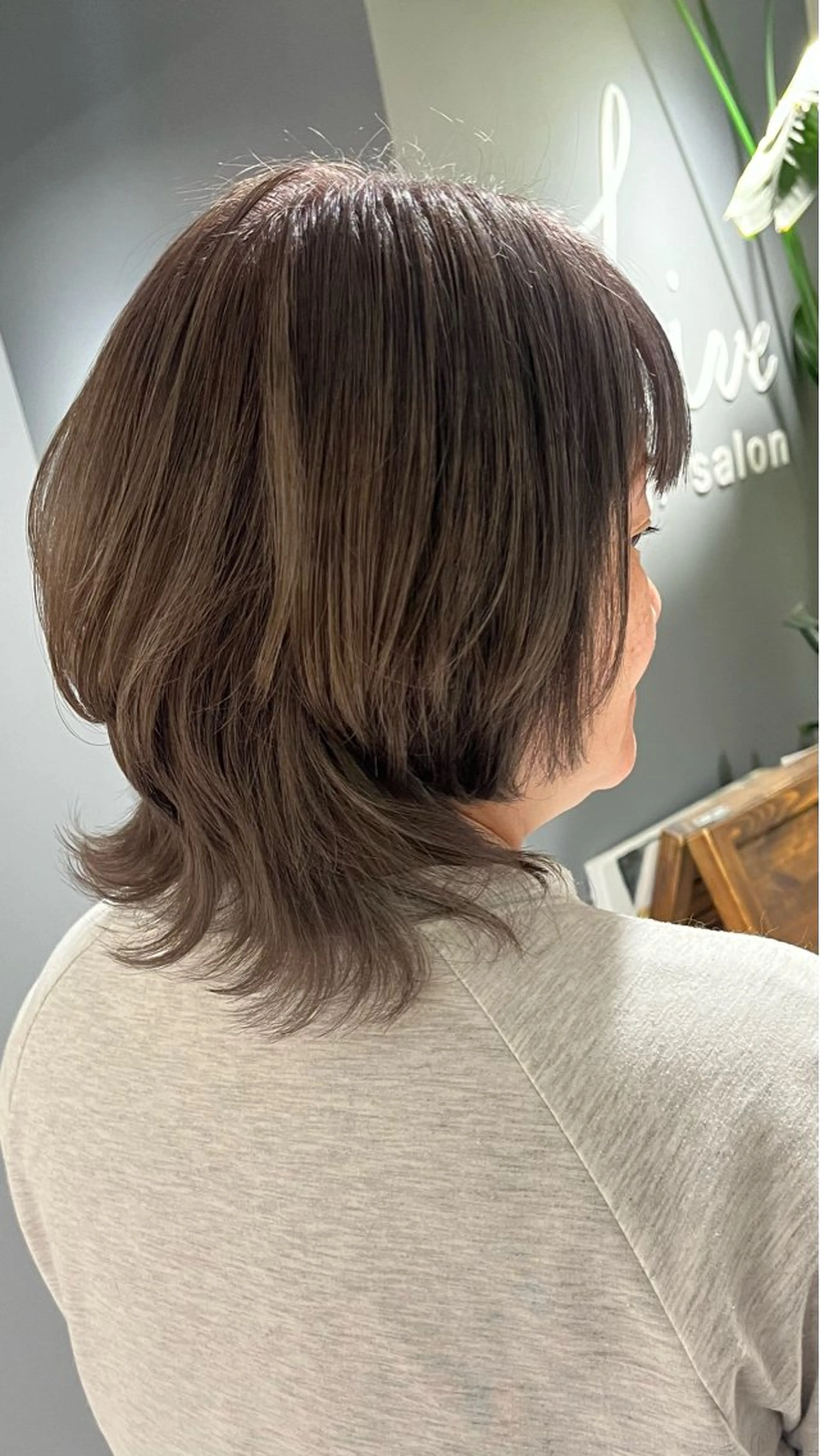 ミディアム カットモデル募集中/ 関根舞桜のヘアスタイル
