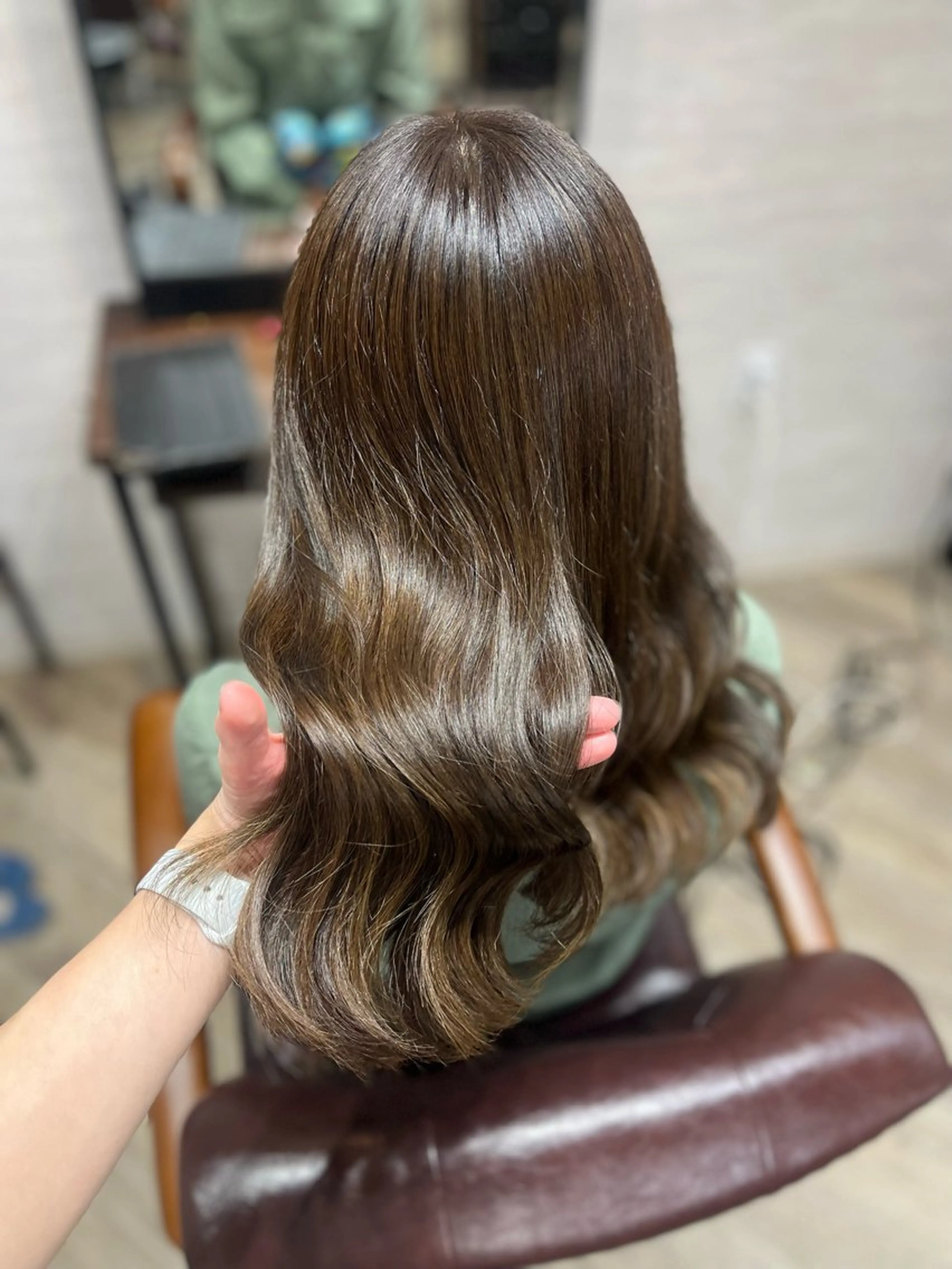 ロング カラー ベージュカラー ブリーチ ブリーチなしカラー オレンジ カット ヘアカラー トリートメント 🫧ぷる艶カラー🫧 Yuubi🦩のヘアスタイル