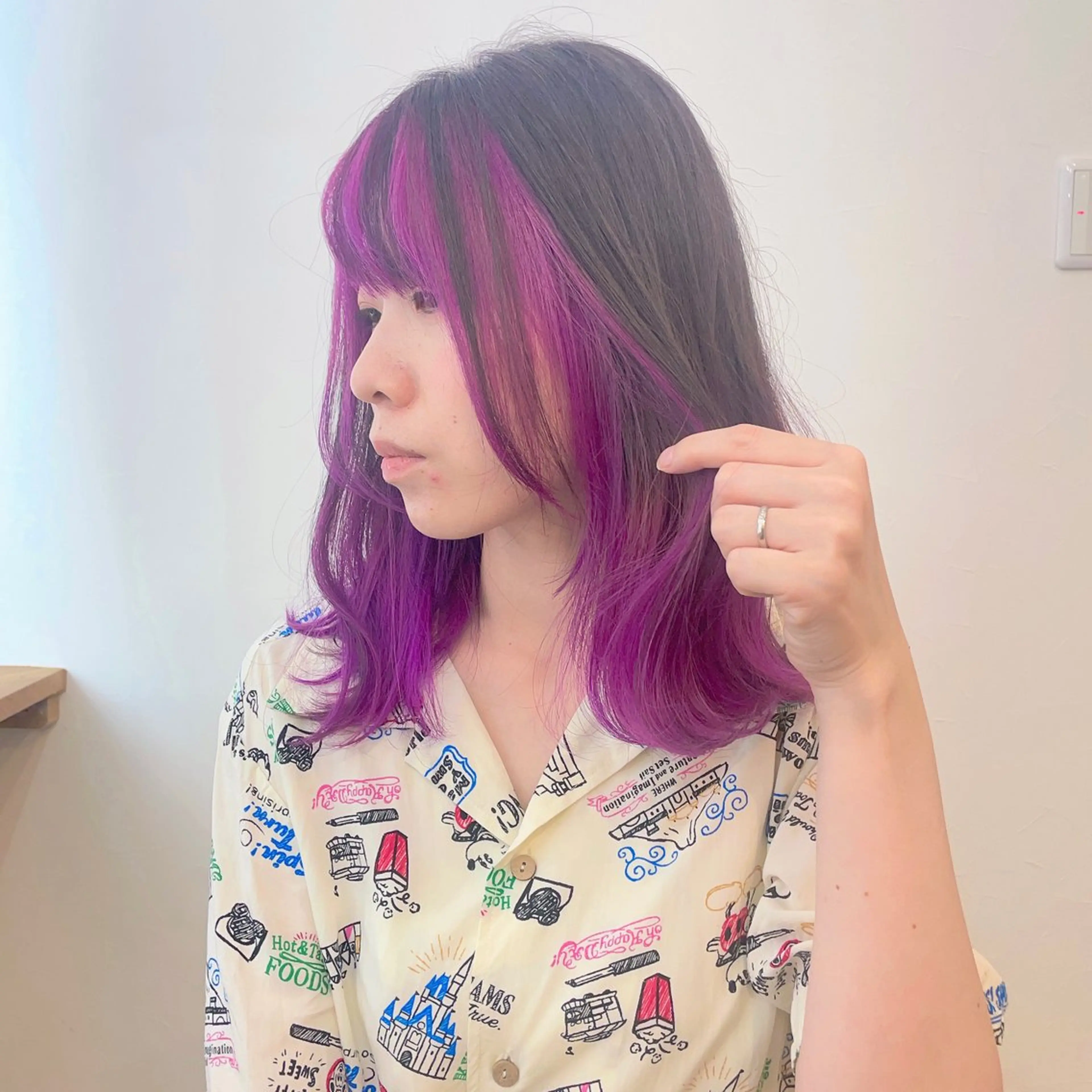 セミロング カラー バレイヤージュ ミストバング ブリーチ ケアブリーチ ダブルカラー ヘアカラー トリートメント デザインカラー髪質 改善Lilithのその他イメージ