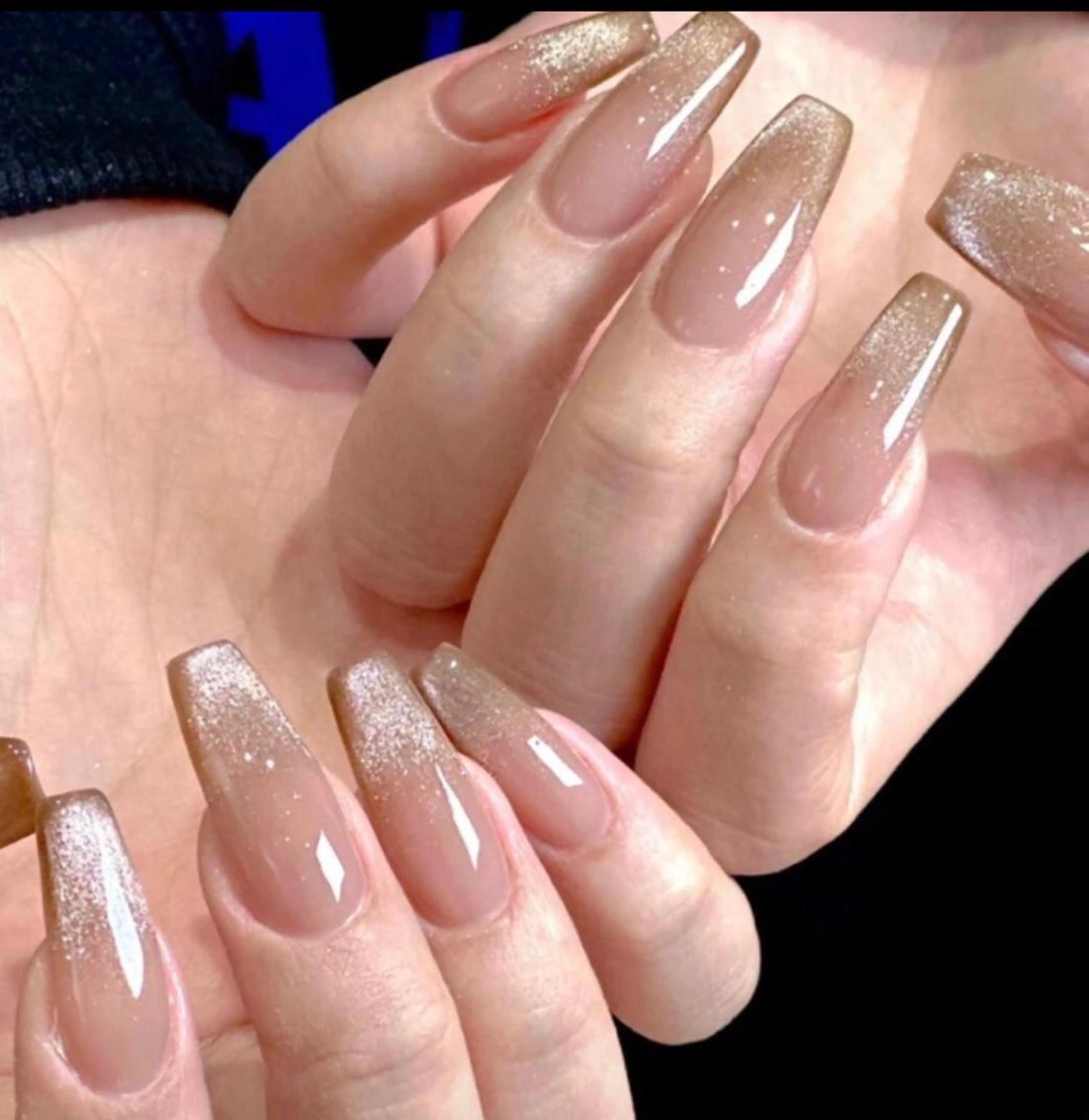 ネイル オーロラネイル べっ甲ネイル クリアネイル 氷ネイル・うるうるネイル 韓国ネイル ハンドネイル ネイルサロン KARIのネイルデザイン