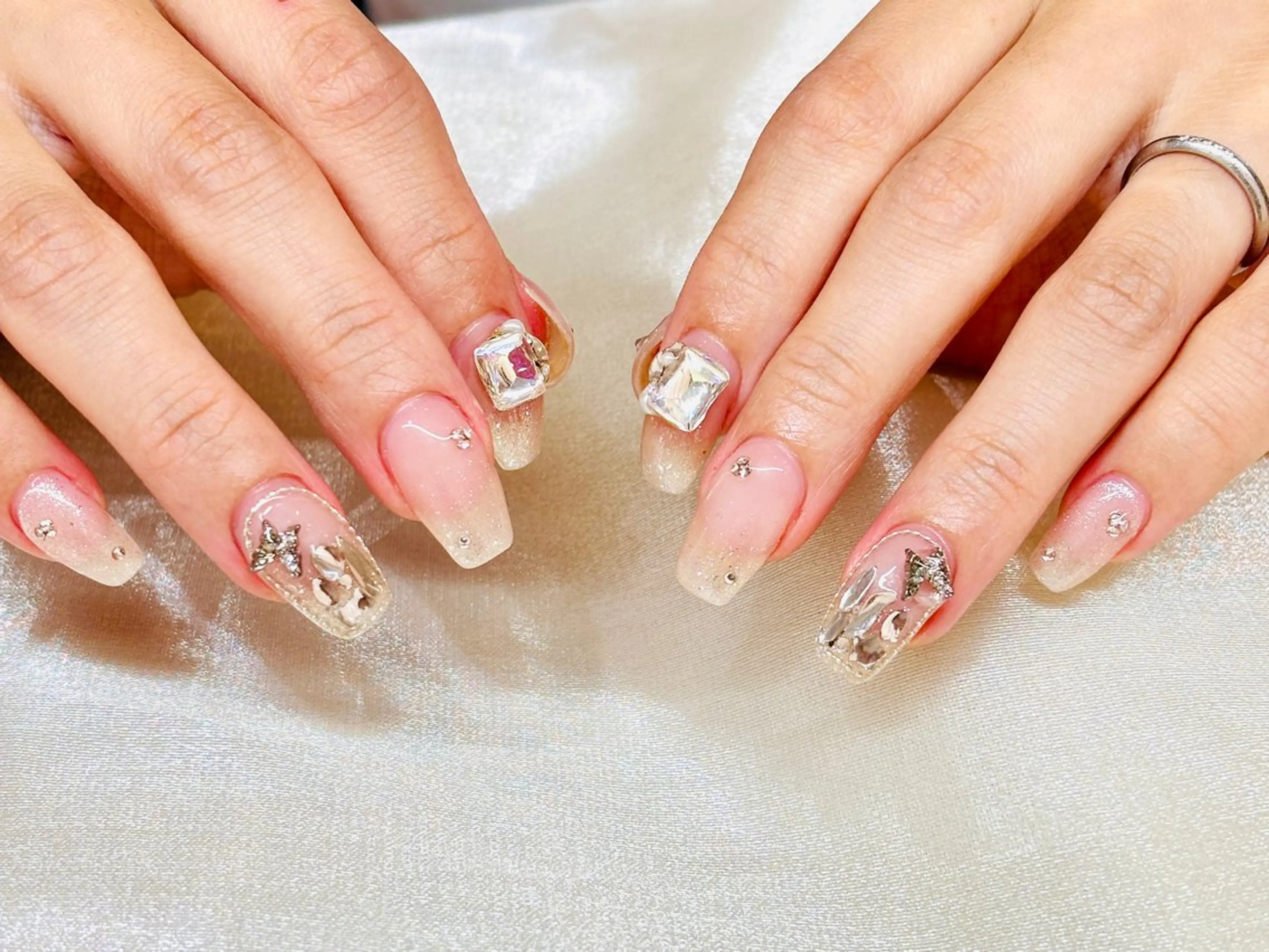 ネイル ハンドネイル CHERIR NAILSALONのネイルデザイン