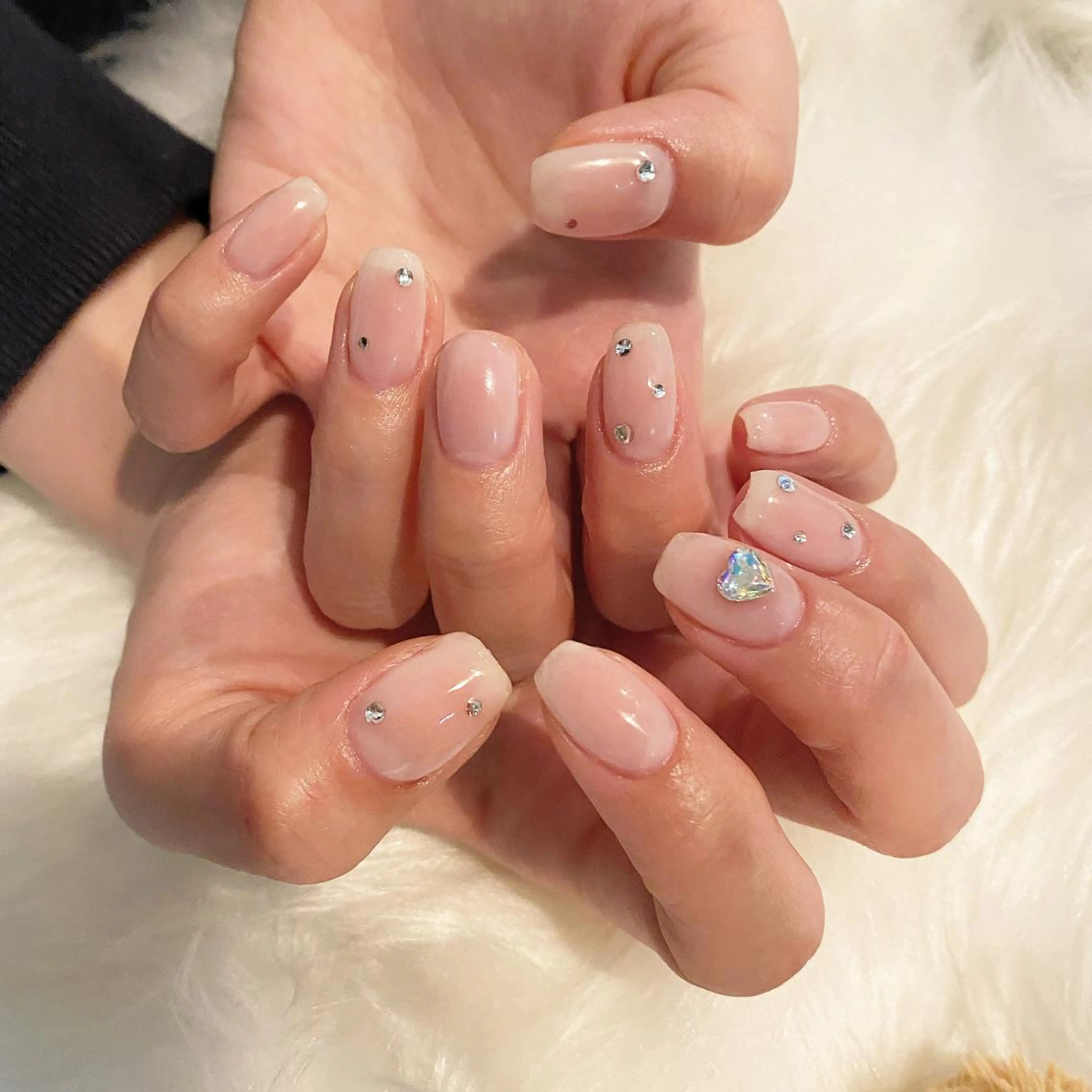 ネイル crystal ⭐︎ colorのネイルデザイン