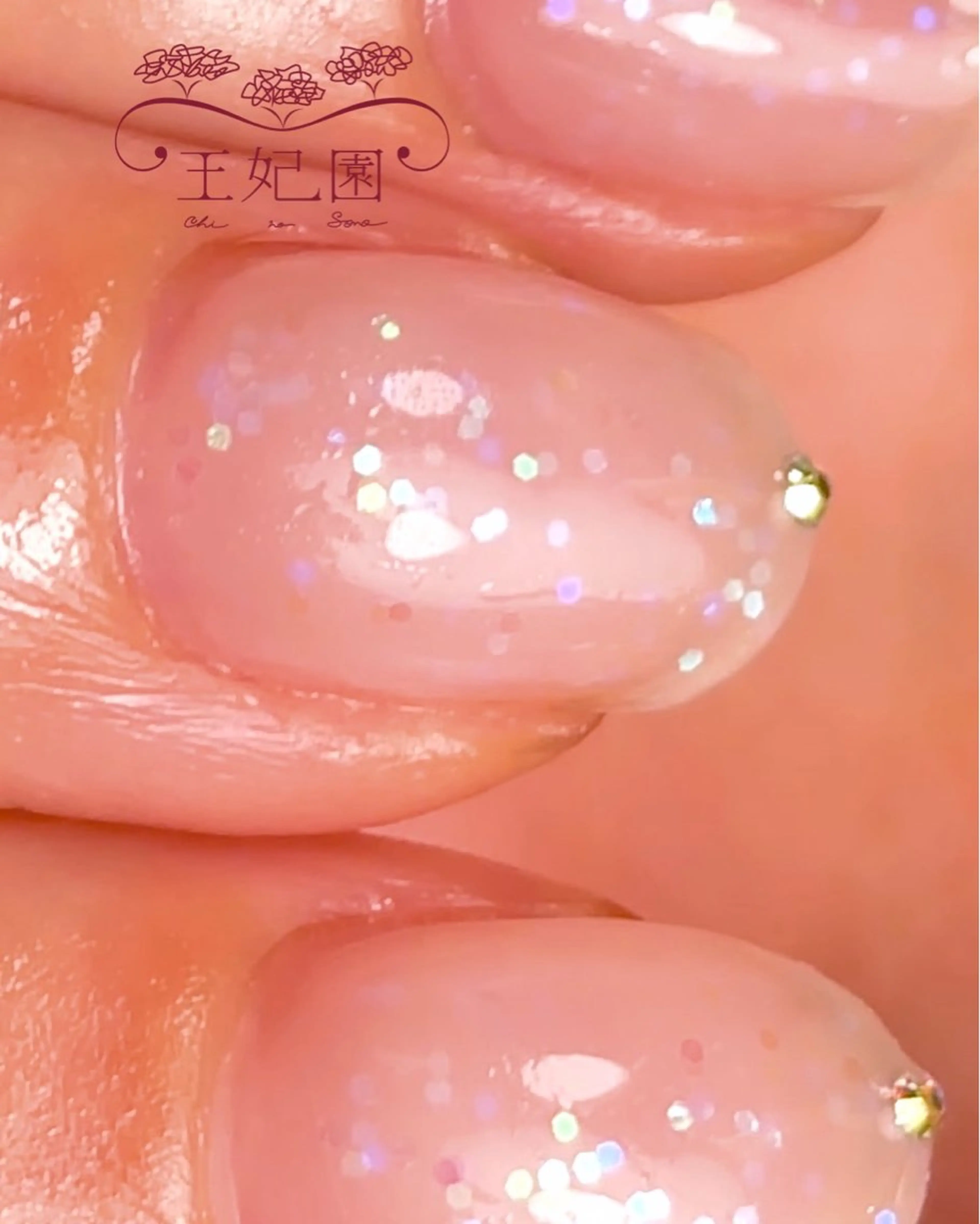 ネイル ジェルネイル ラメ(グリッター) ワンカラーネイル パラジェル ワンホンネイル nail salon王妃の園所属・王妃の園 ohinosonoのネイルデザイン
