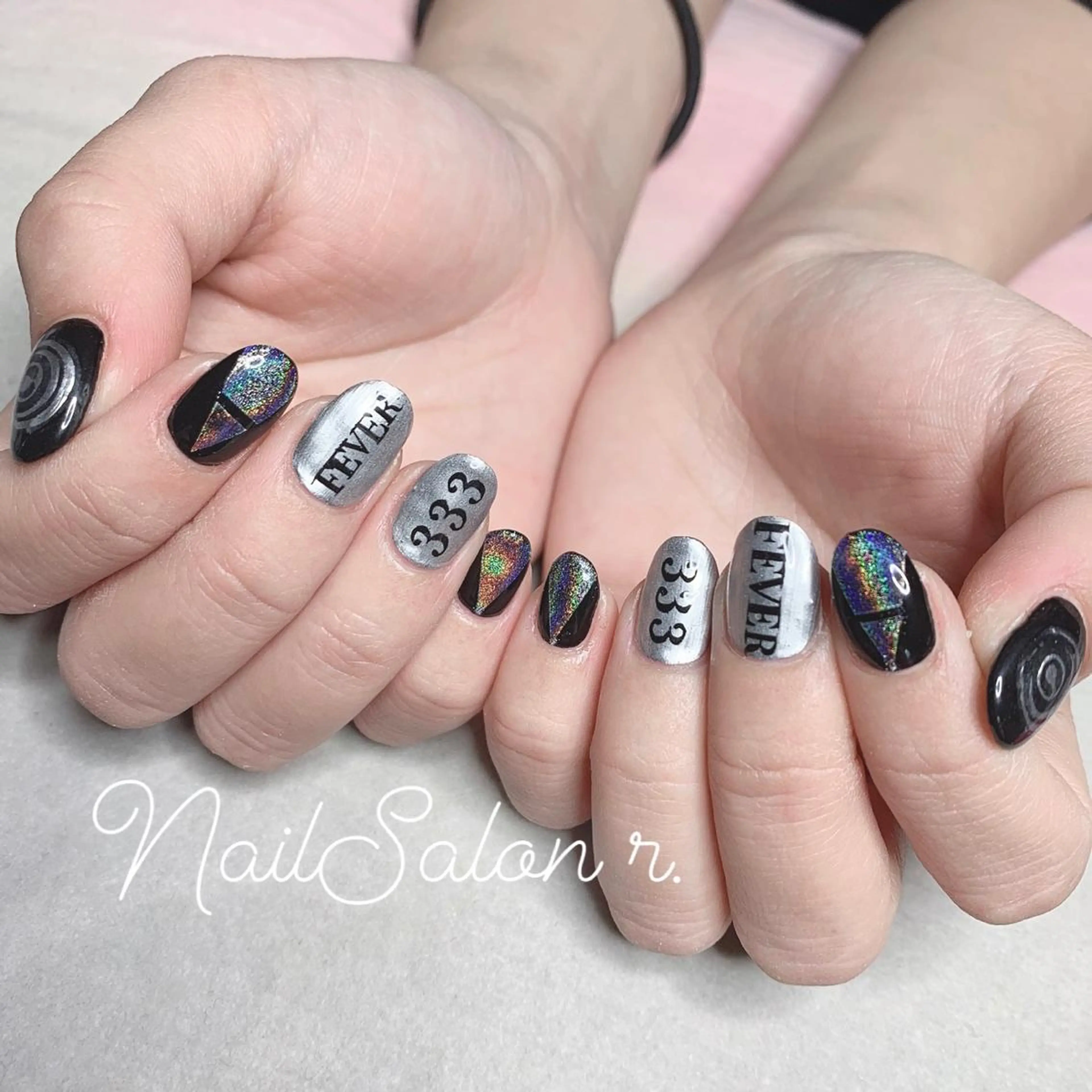 ネイル ハンドネイル Nailsalon r.のネイルデザイン
