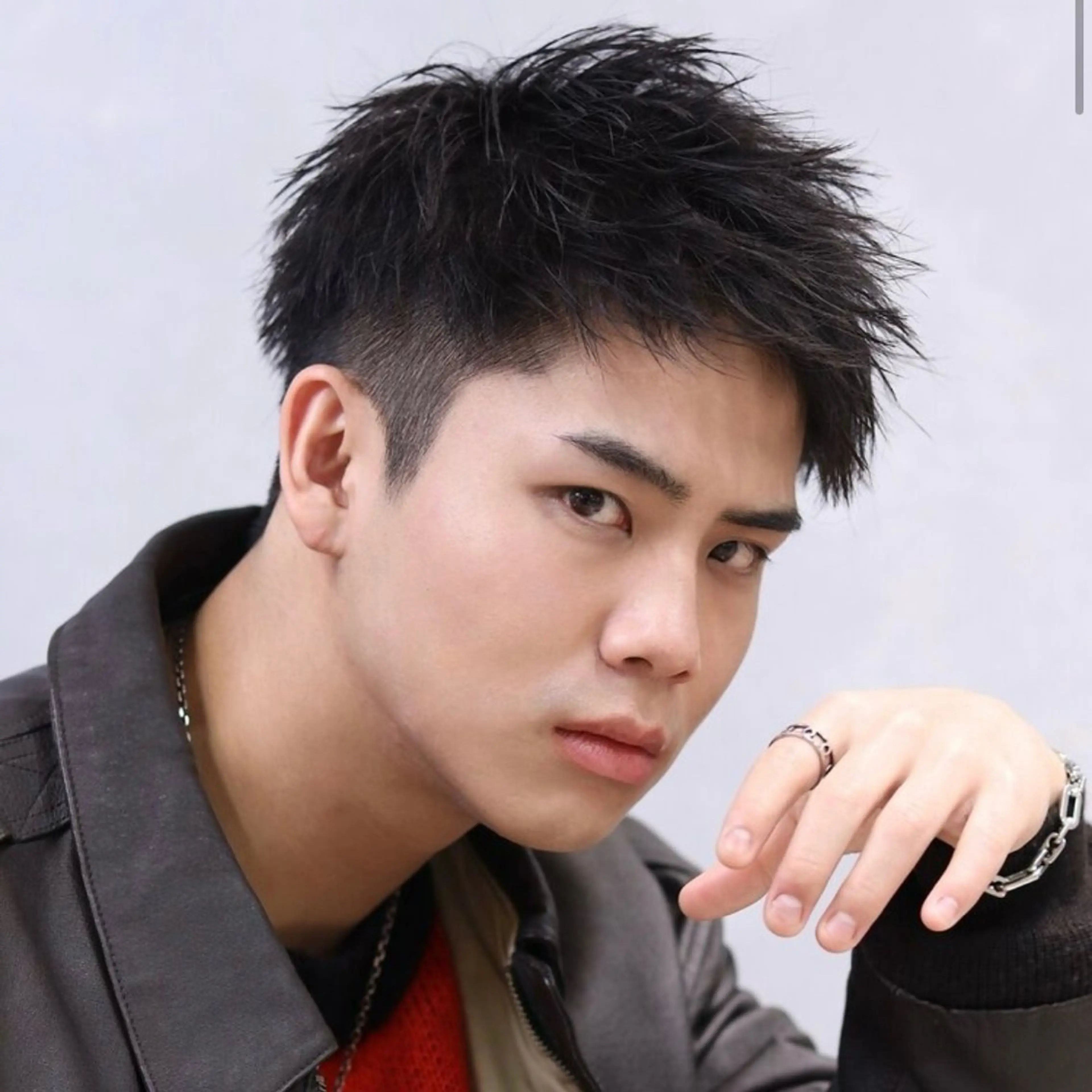 ショート パーマ メンズ 外国人風カラー職人 レオのヘアスタイル