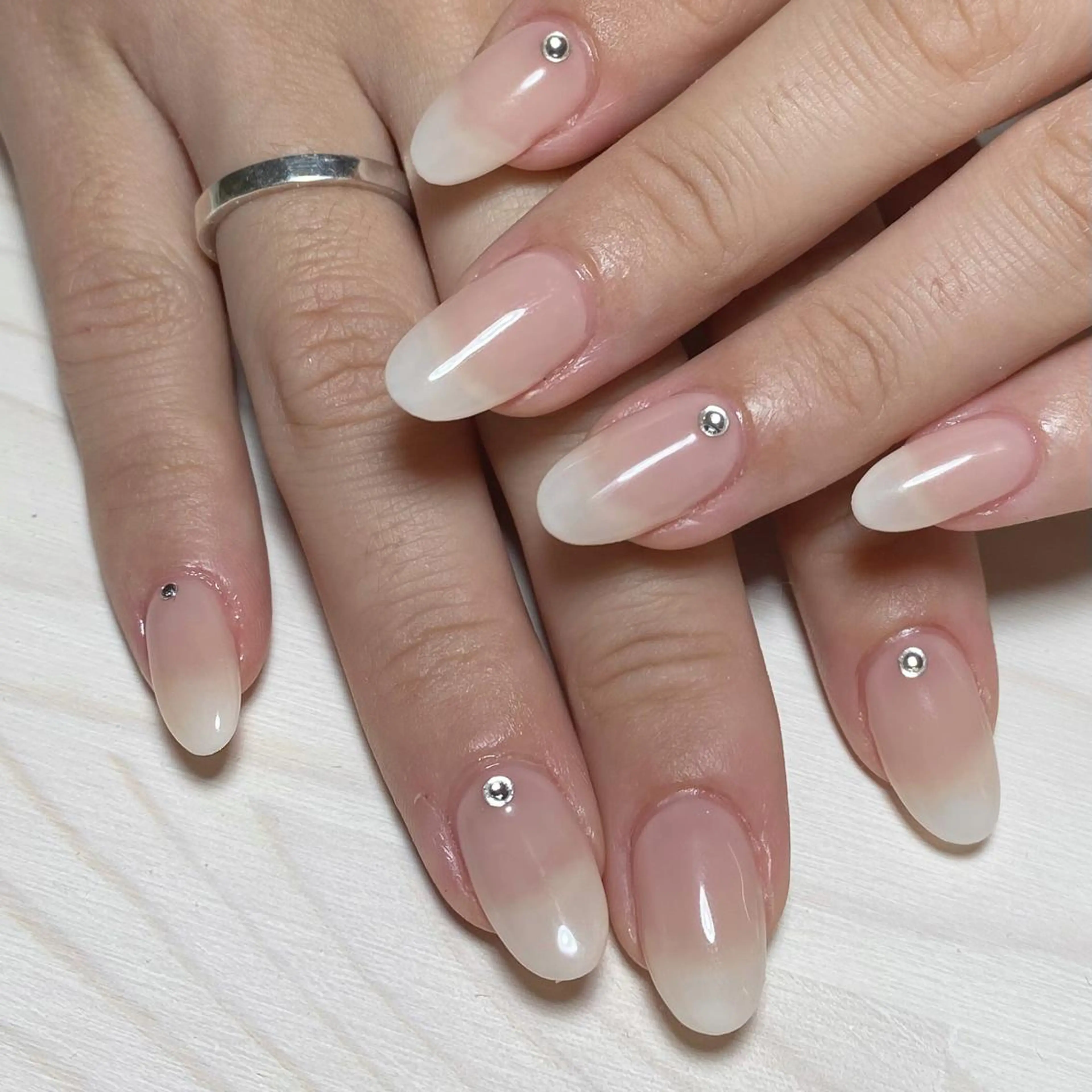 ネイル 長さ出し ハンドネイル イハナ ihanaのネイルデザイン