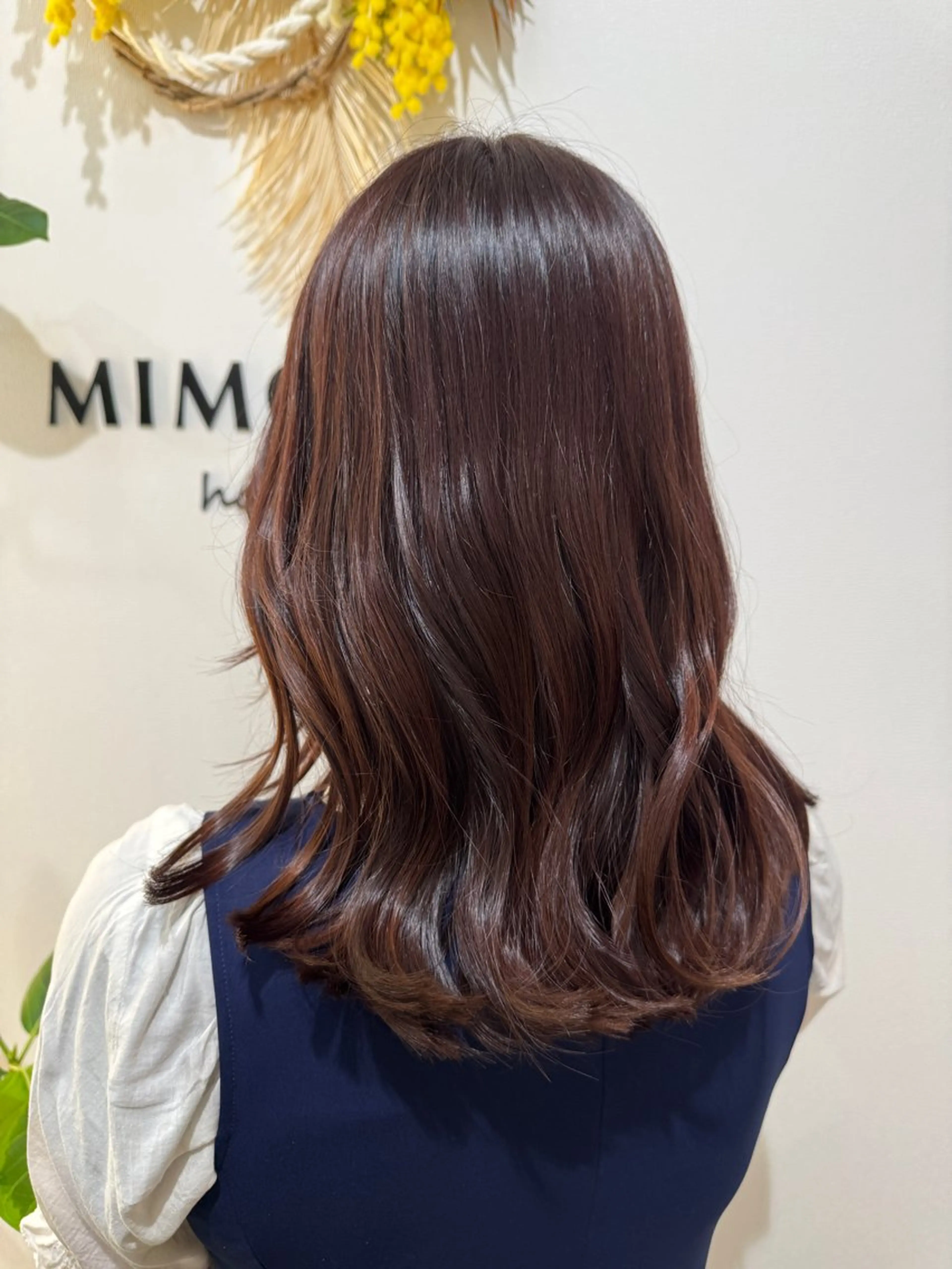 セミロング カラー 平田 愛奈のヘアスタイル
