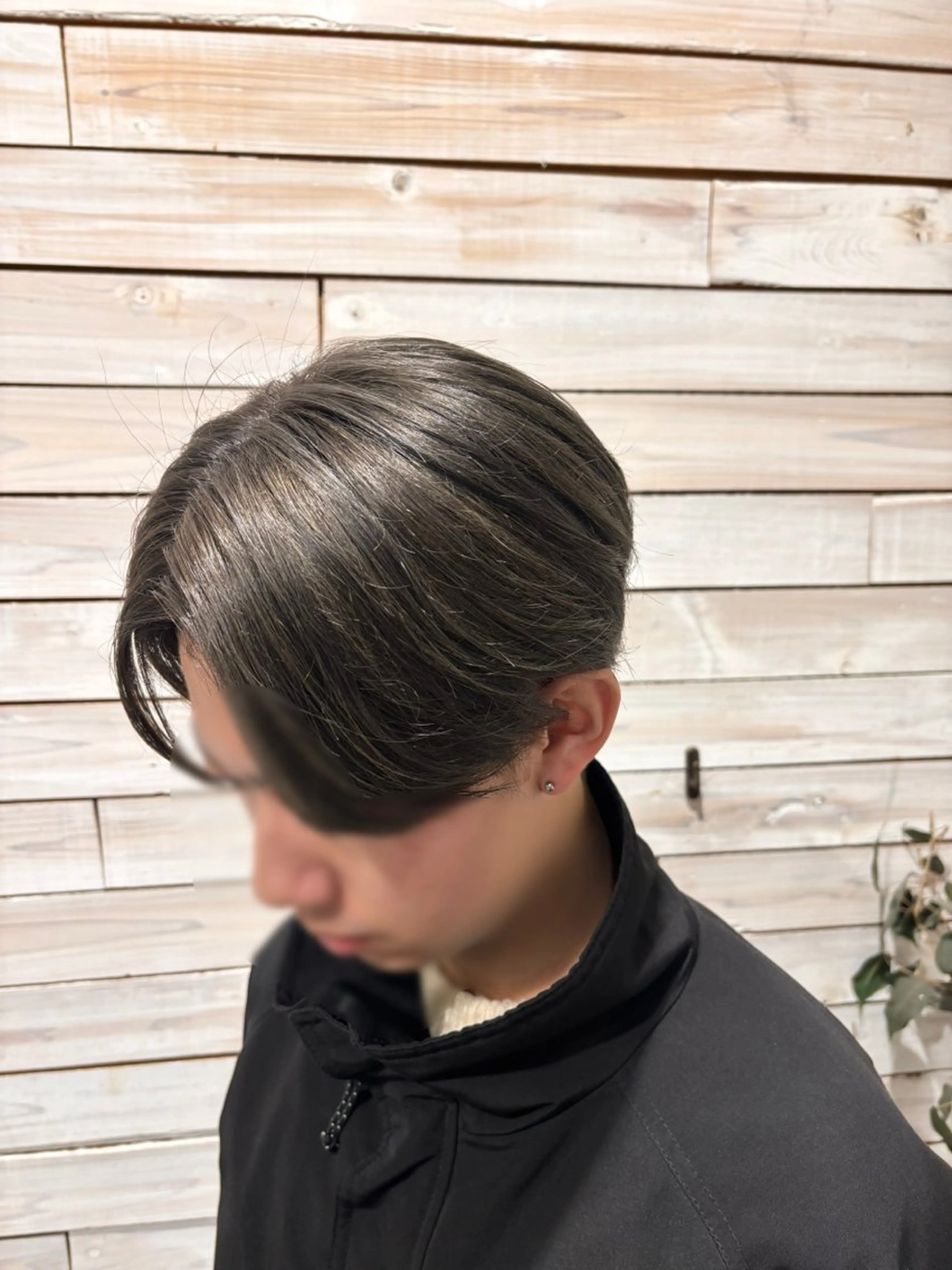 メンズ センターパート 岡山メンズパーマ 白神珠梨のヘアスタイル