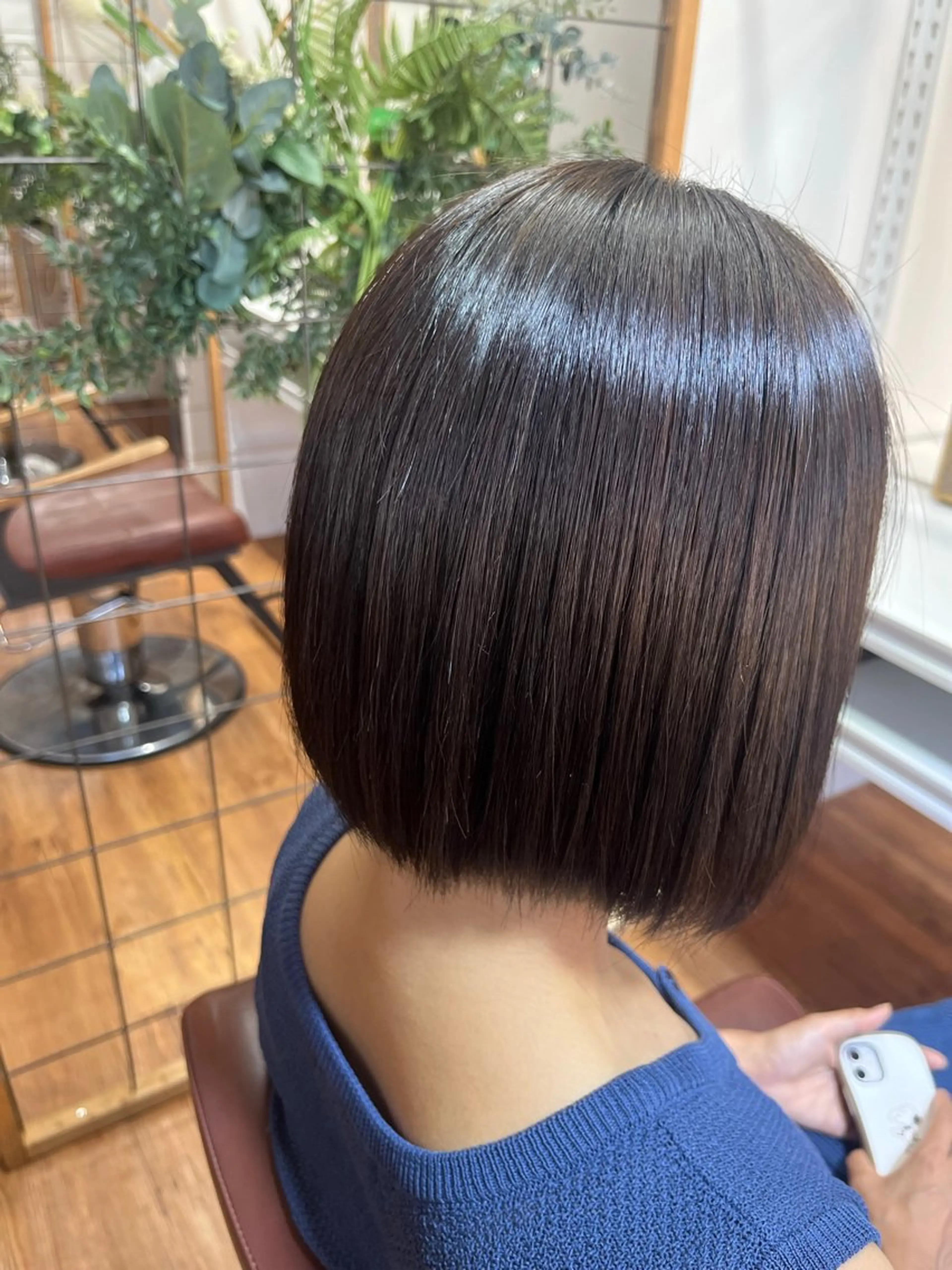 ショート 腰越 麻奈のヘアスタイル