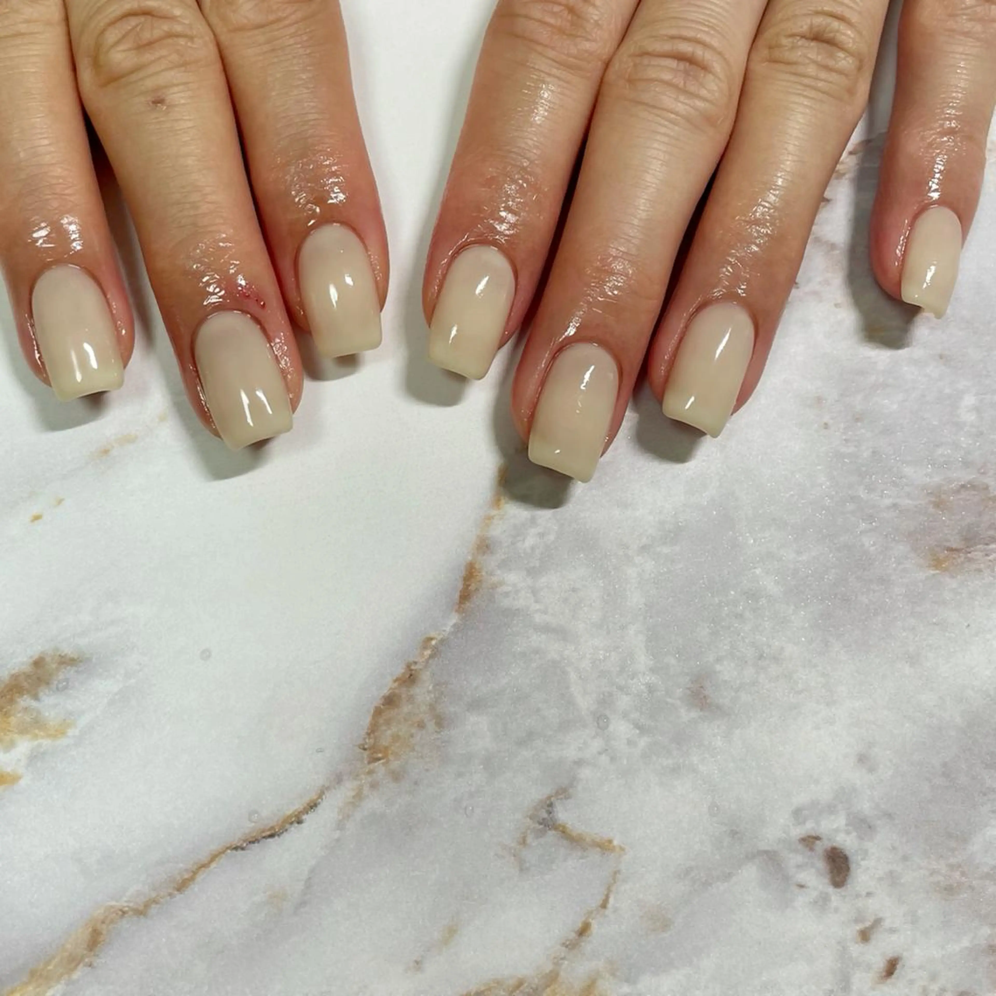 ネイル ハンドネイル ハンドケア m-nail所属・m-nail 🌙minamiのネイルデザイン