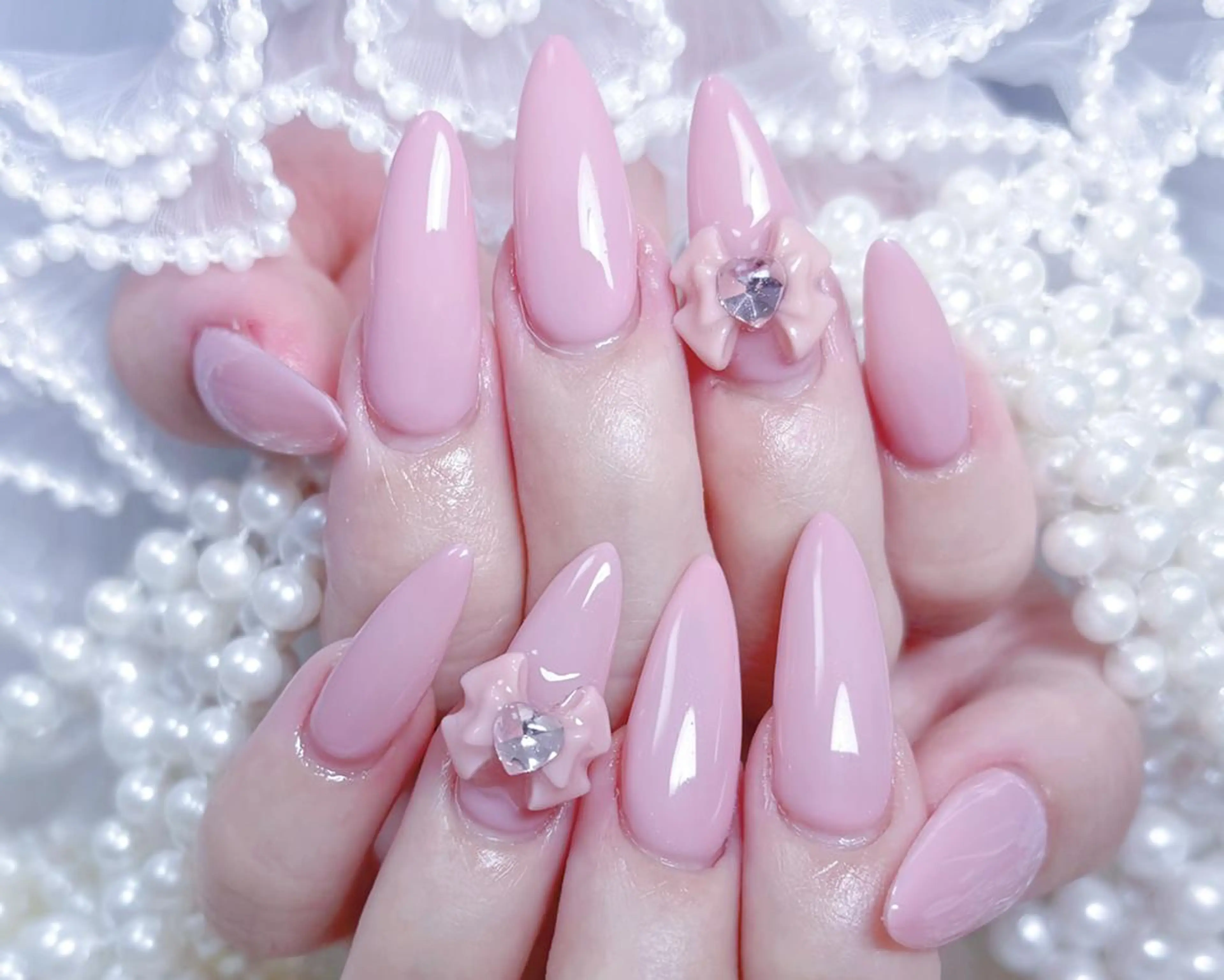 ネイル ハンドネイル 🎀まゆ 🪽🐾のネイルデザイン