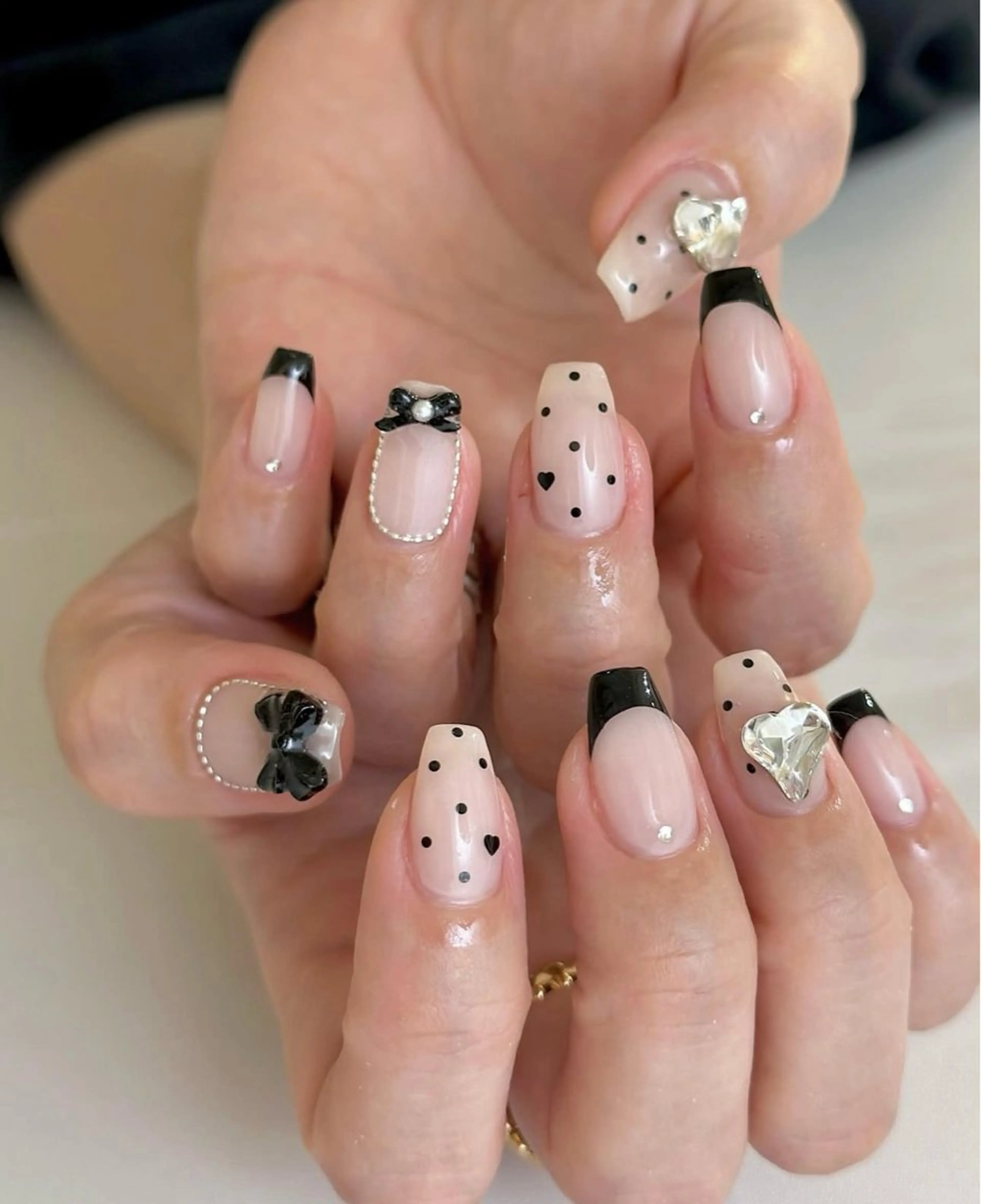 ネイル ボルドー ブラウン チークネイル ドット フットネイル ハンドネイル yurinail所属・yuri nail 高田馬場のネイルデザイン