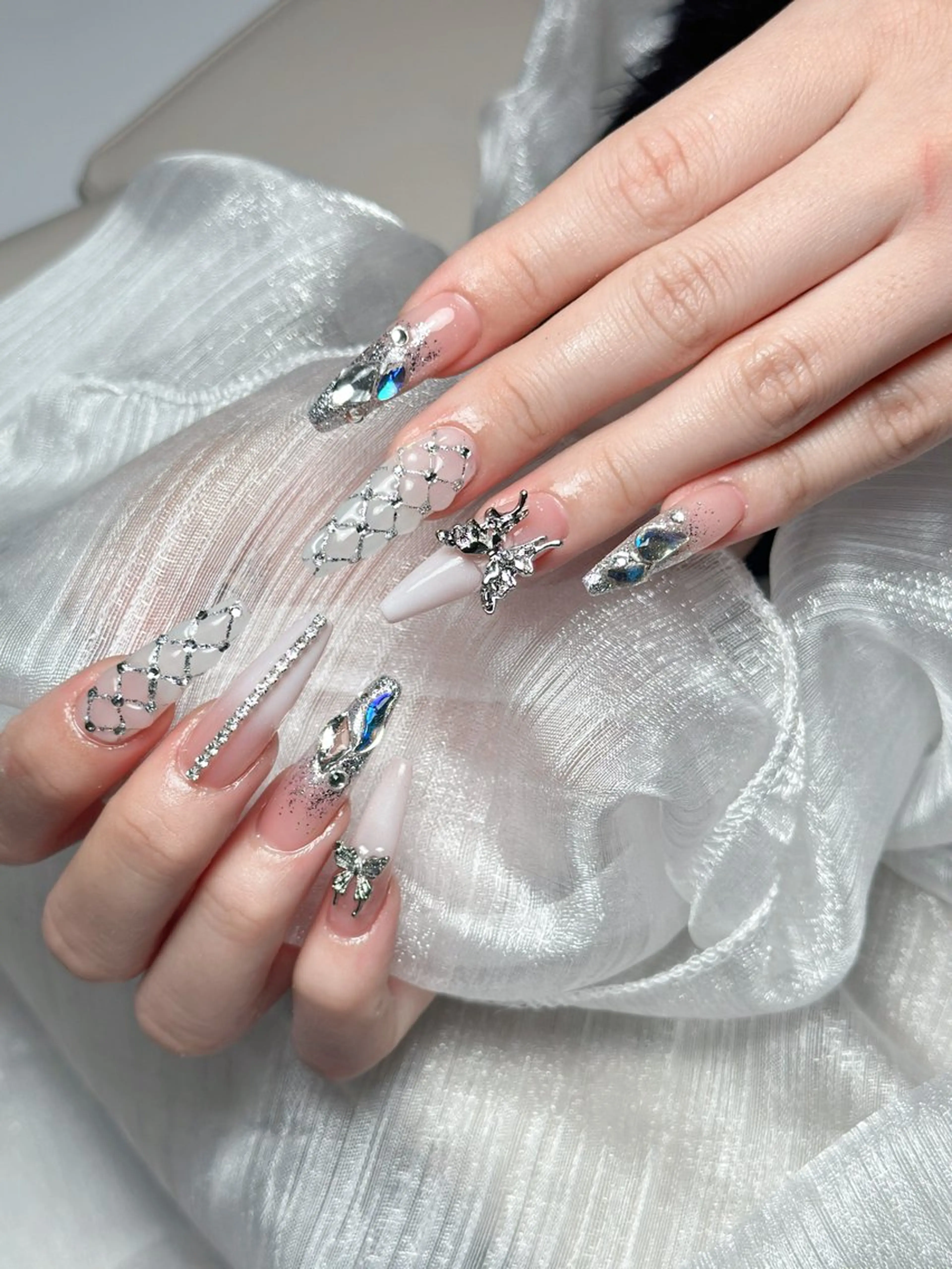 ネイル ハンドネイル ハンドケア ネイル👑クイーンズ NailQueensのネイルデザイン