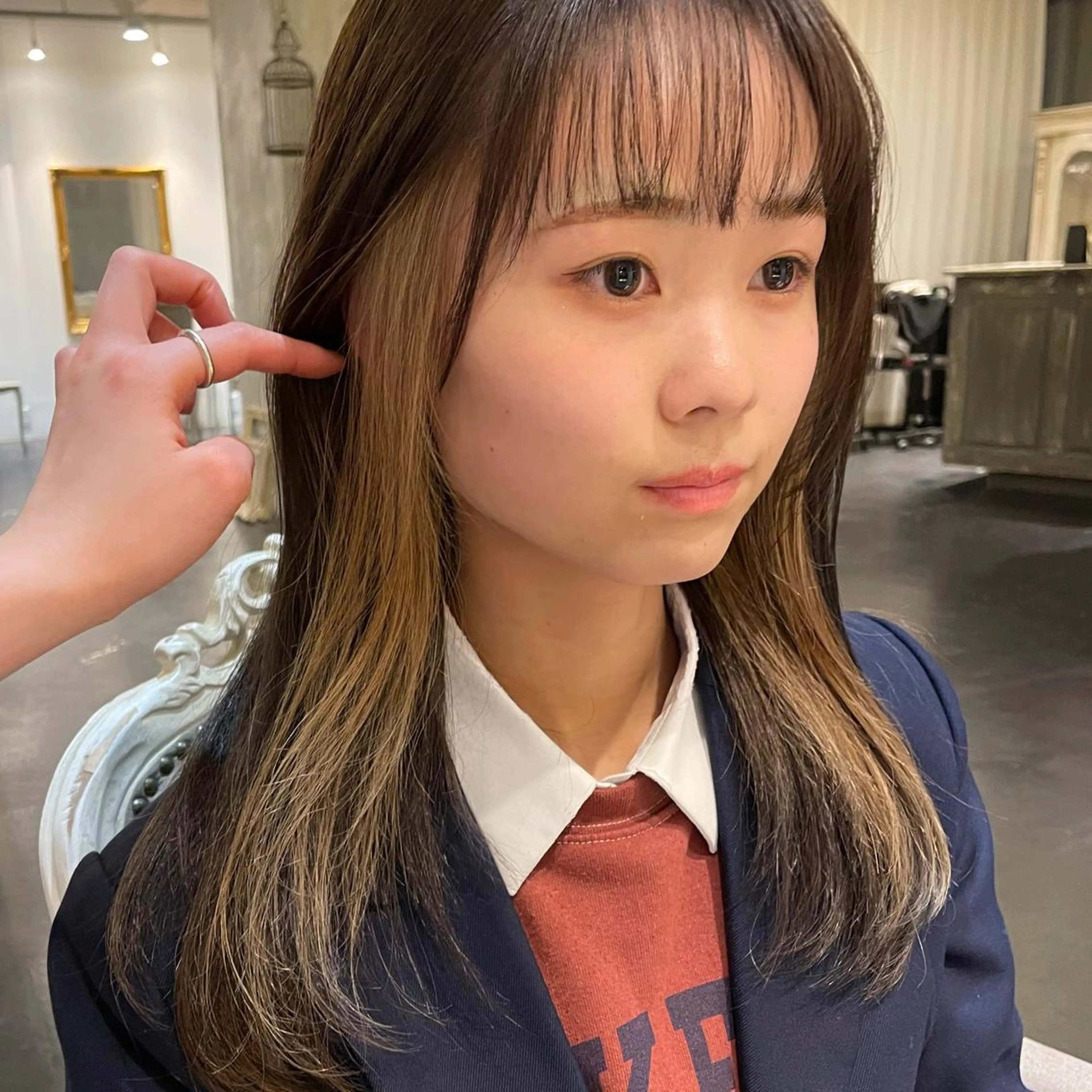 セミロング カラー パーマ ヘアアレンジ メンズ キッズ ネイル マツエク・マツパ アイブロウ ヘアカラー casane所属・暖色・前髪カット 🎗️佐藤ゆみこのヘアスタイル