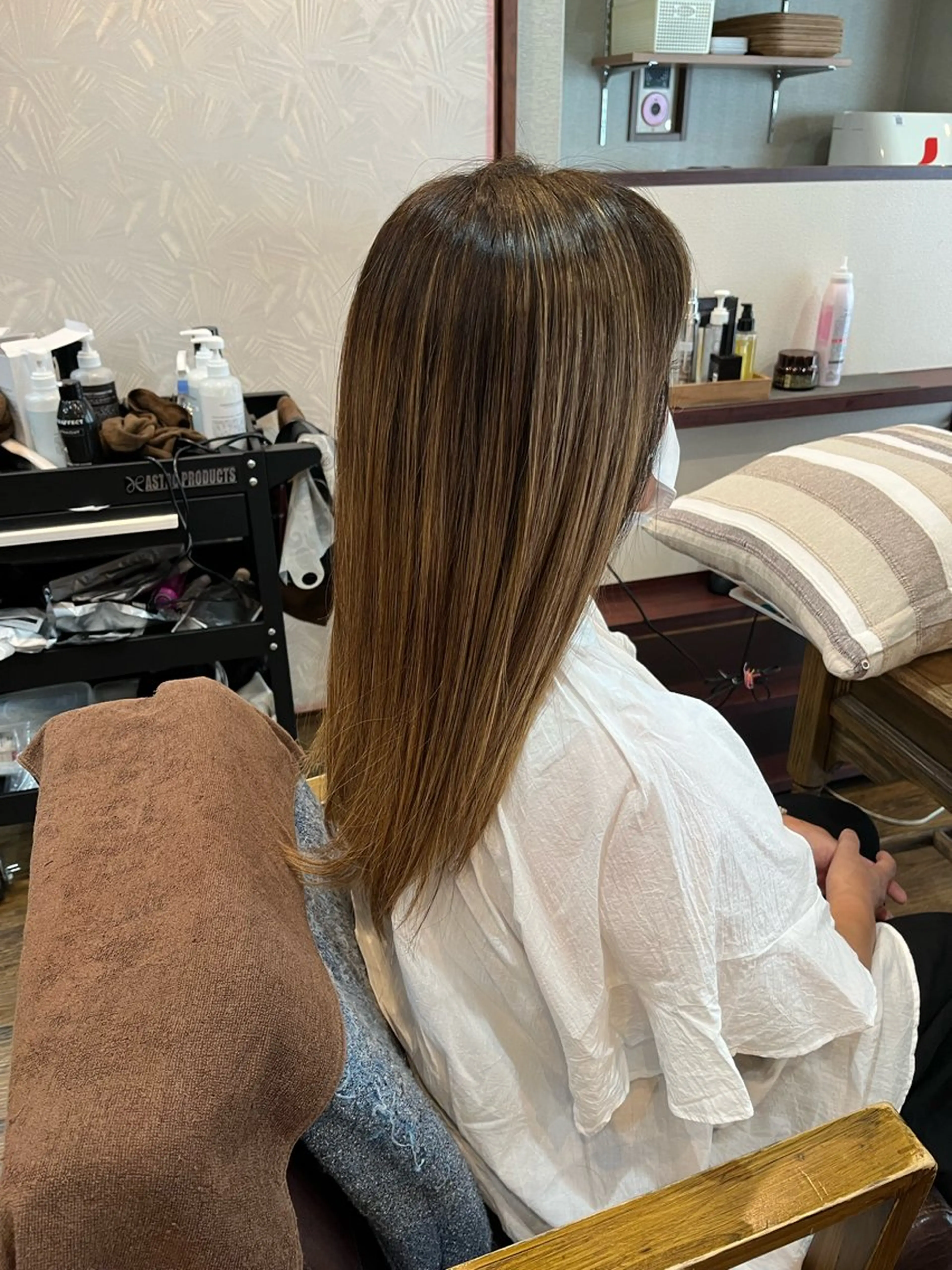 ロング カラー パーマ Lamie所属・大人女子&髪改善専門 Nobuフリーランスのヘアスタイル