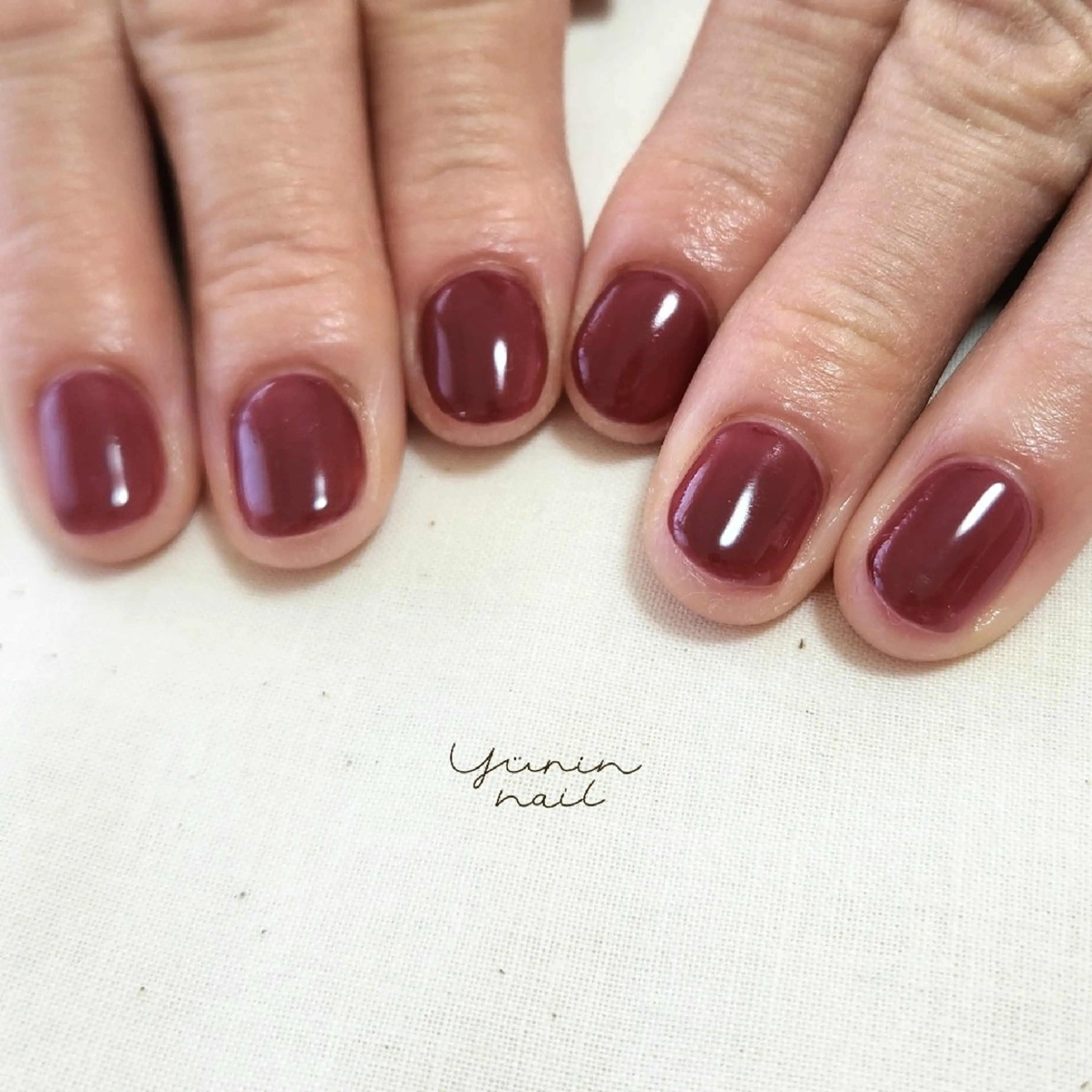 ネイル ボルドー ワンカラーネイル ショートネイル ハンドネイル ショートネイル専門 yurin nailのネイルデザイン