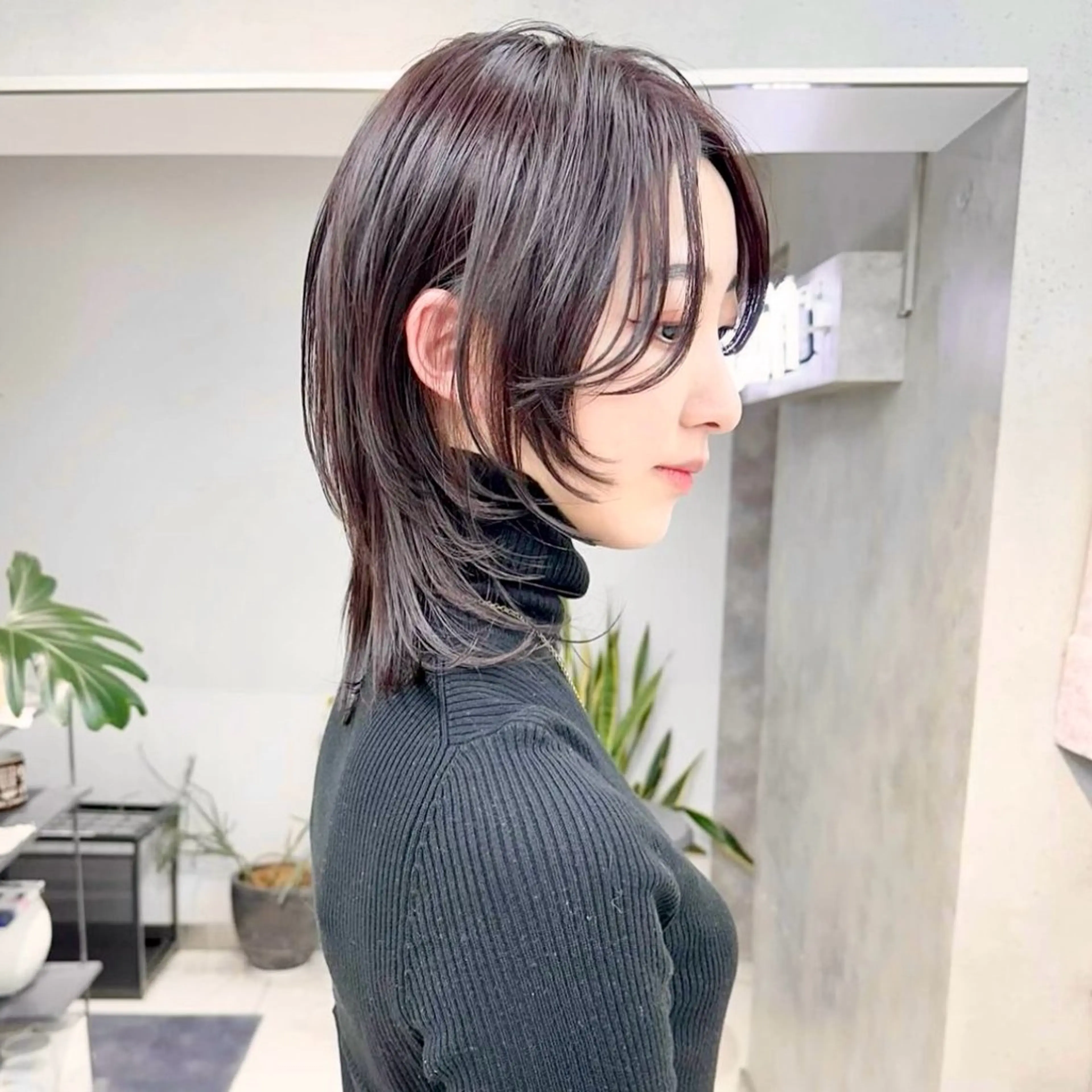 ミディアム カット ヘアカラー 透け感カラー 🌱いわさきのヘアスタイル