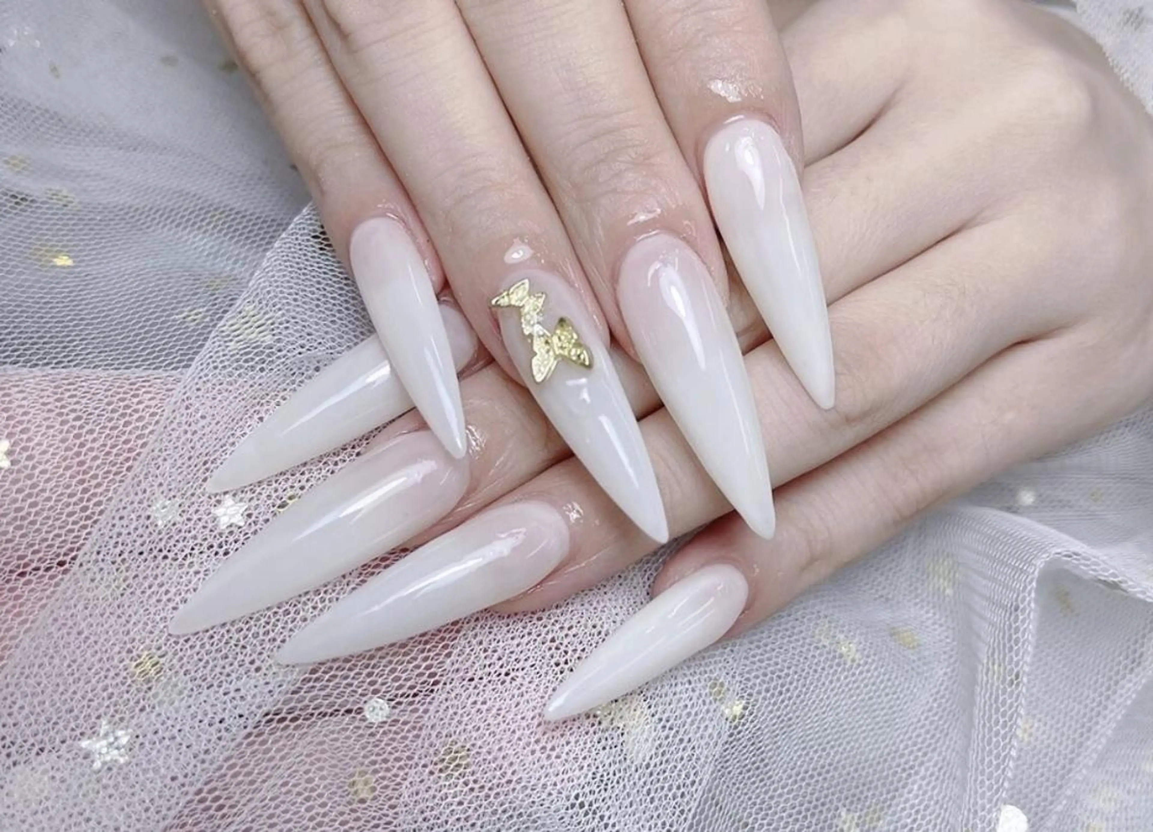 ネイル 🎀彩羽チップ 長さだし専門🎀のネイルデザイン