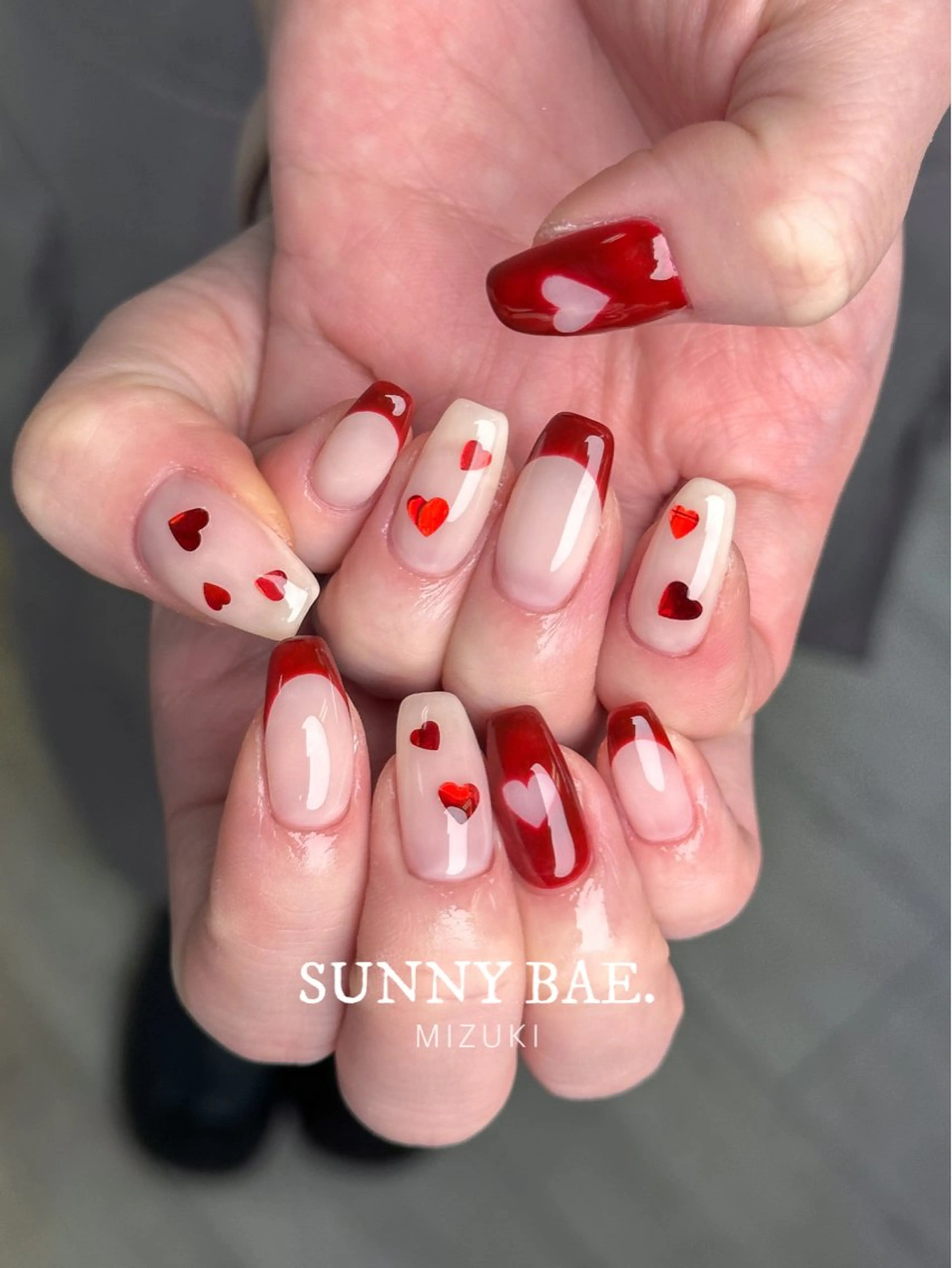 ネイル アートネイル フレンチネイル ハート バレンタイン ハンドネイル SUNNY BAE. 🌼MIZUKIのネイルデザイン