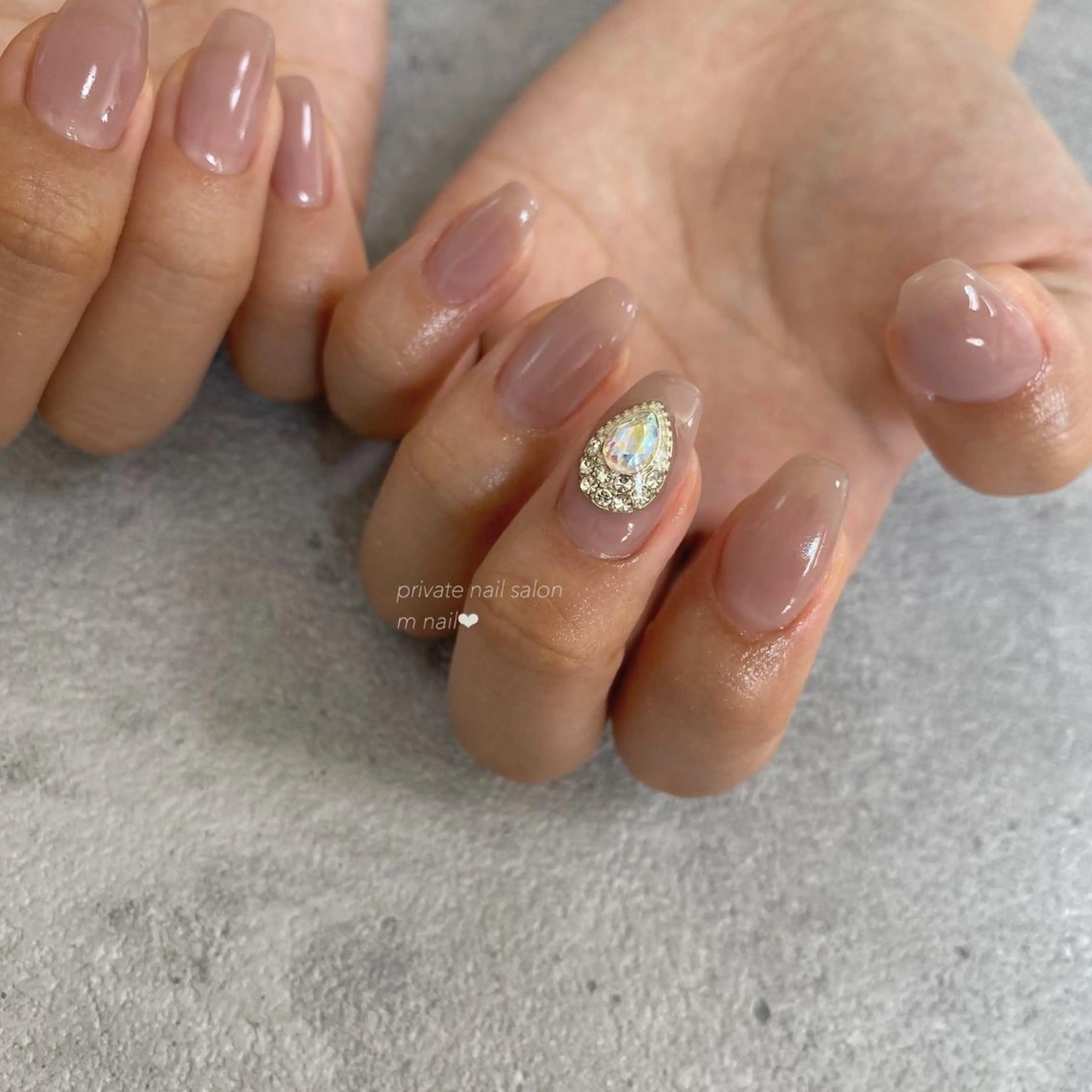 ネイル ワンカラーネイル ハンドネイル 小河原 舞のネイルデザイン