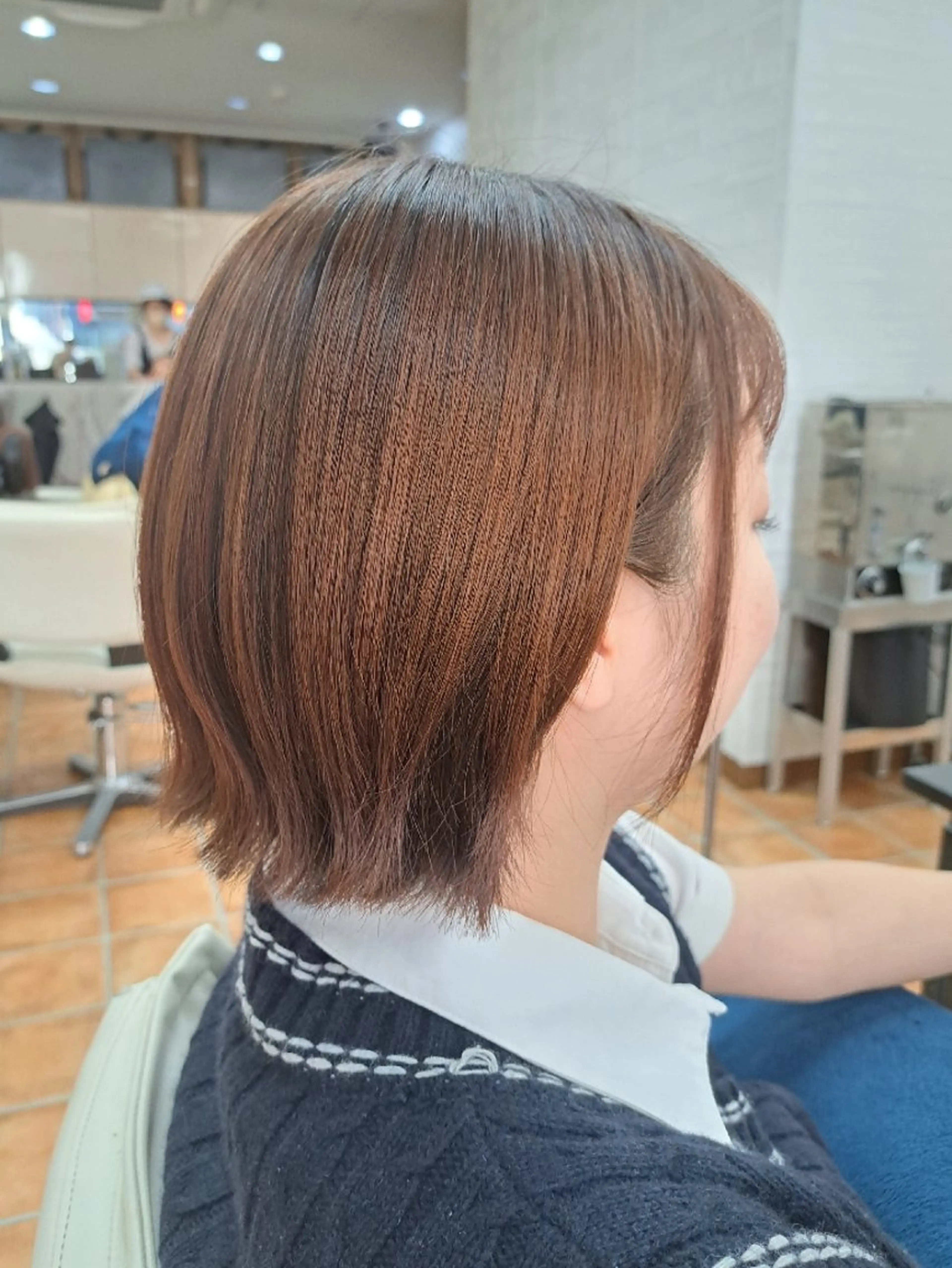 ショート カラー アプリコットブラウン ブラウンカラー 💜𝑳𝑼𝑵𝑨 🌻母良田愛美🌻のヘアスタイル