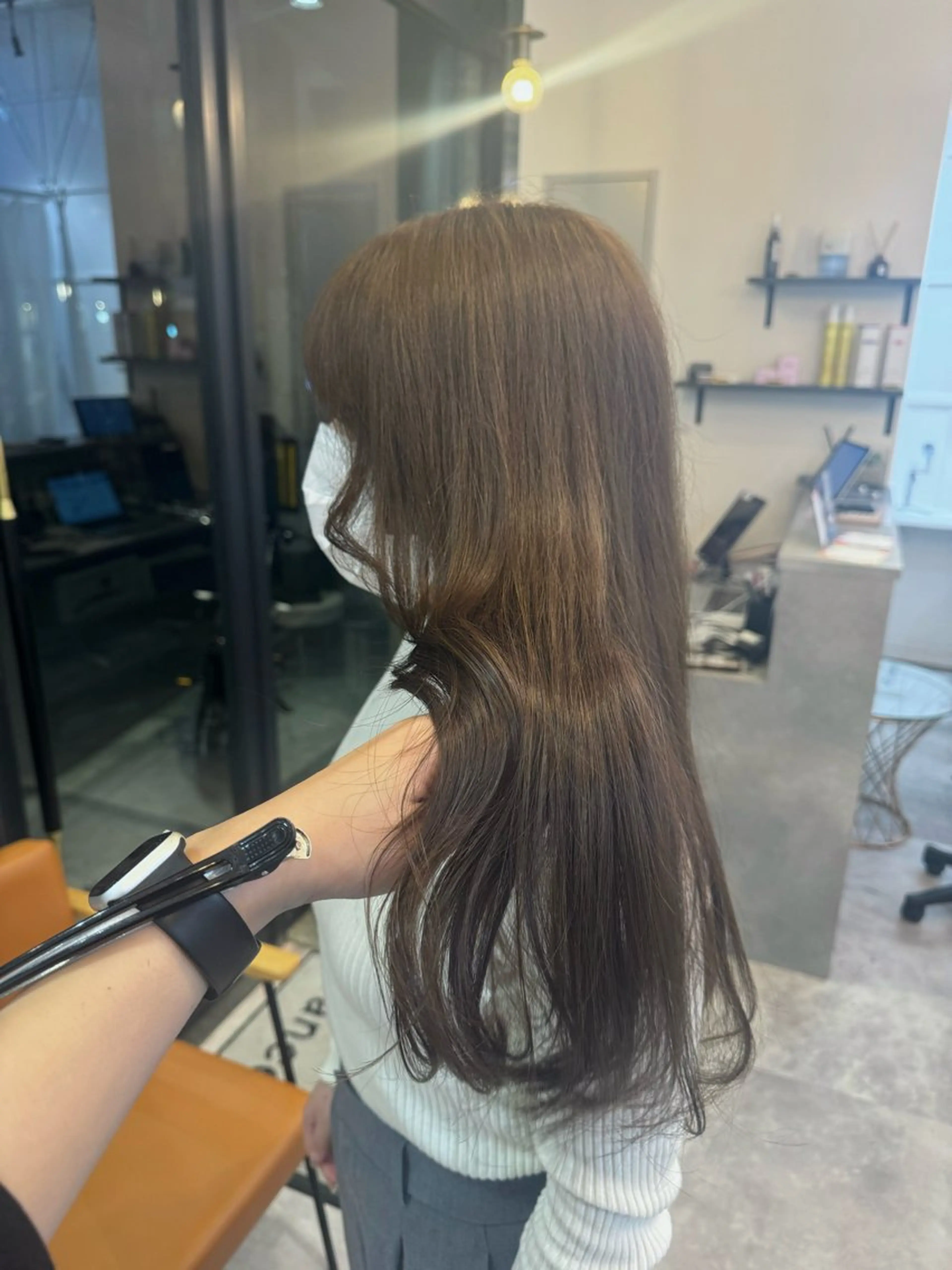 ロング カラー ブラウンカラー 透明感カラー マロンブラウン レイヤーカット 赤み無し柔らかカラー 【梅田】madokaのヘアスタイル