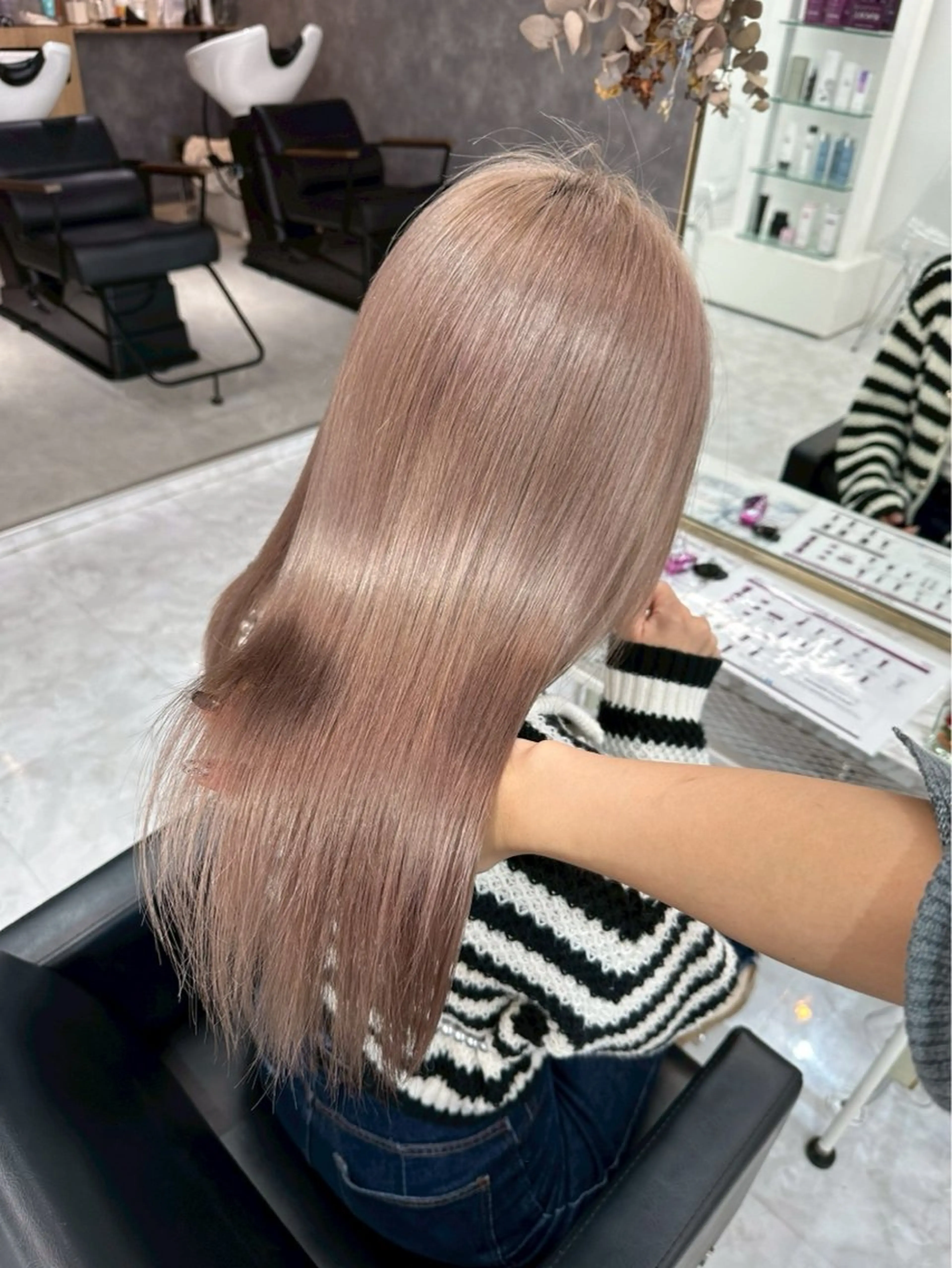 カラー ⭐️ハイトーン⭐️ 💕SAKURA💕のヘアスタイル