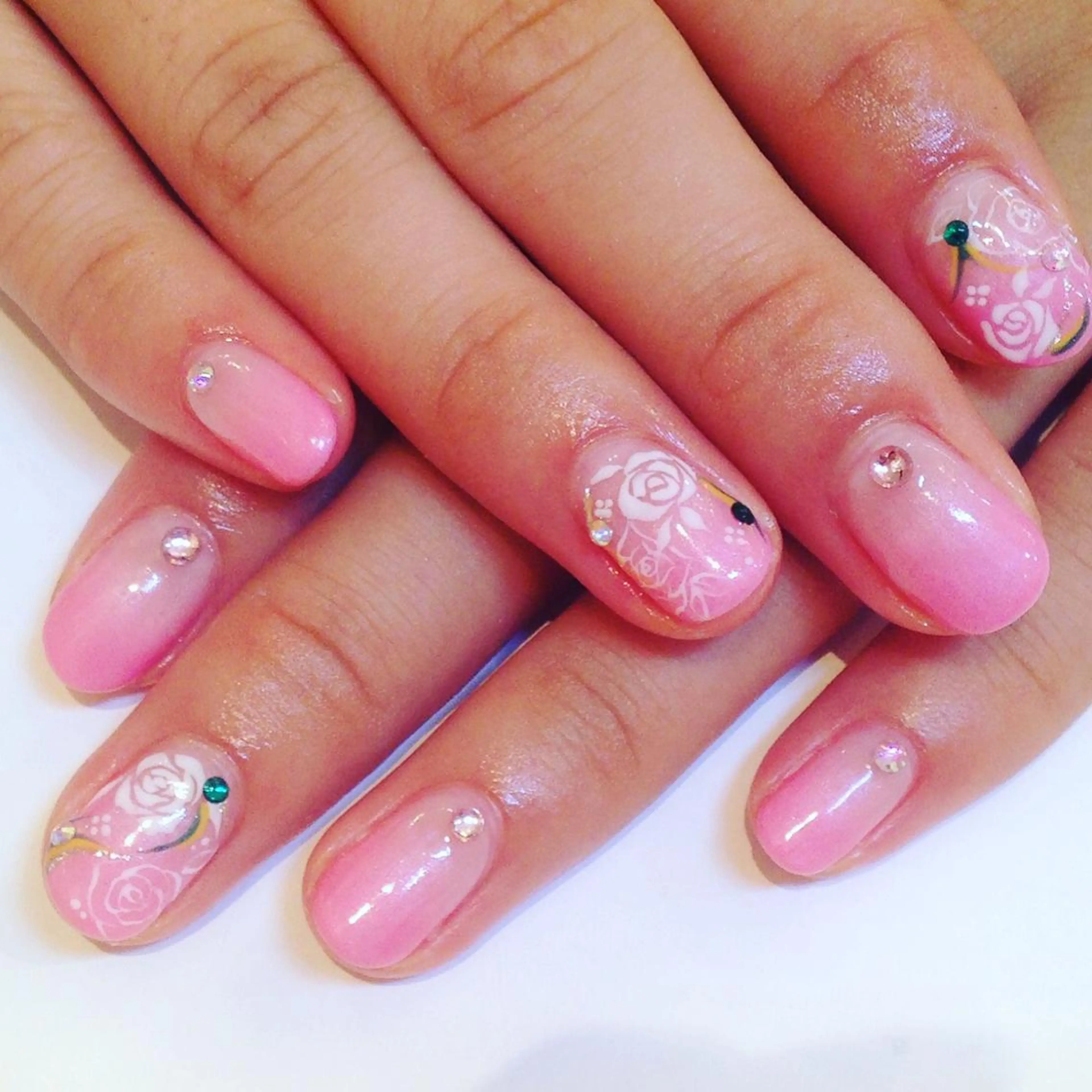 ショート カラー パーマ ヘアアレンジ メンズ キッズ ネイル マツエク・マツパ 学生（メンズ向け） 付け放題 学生 アートネイル フットネイル NAILSGOGO shibuyaのネイルデザイン