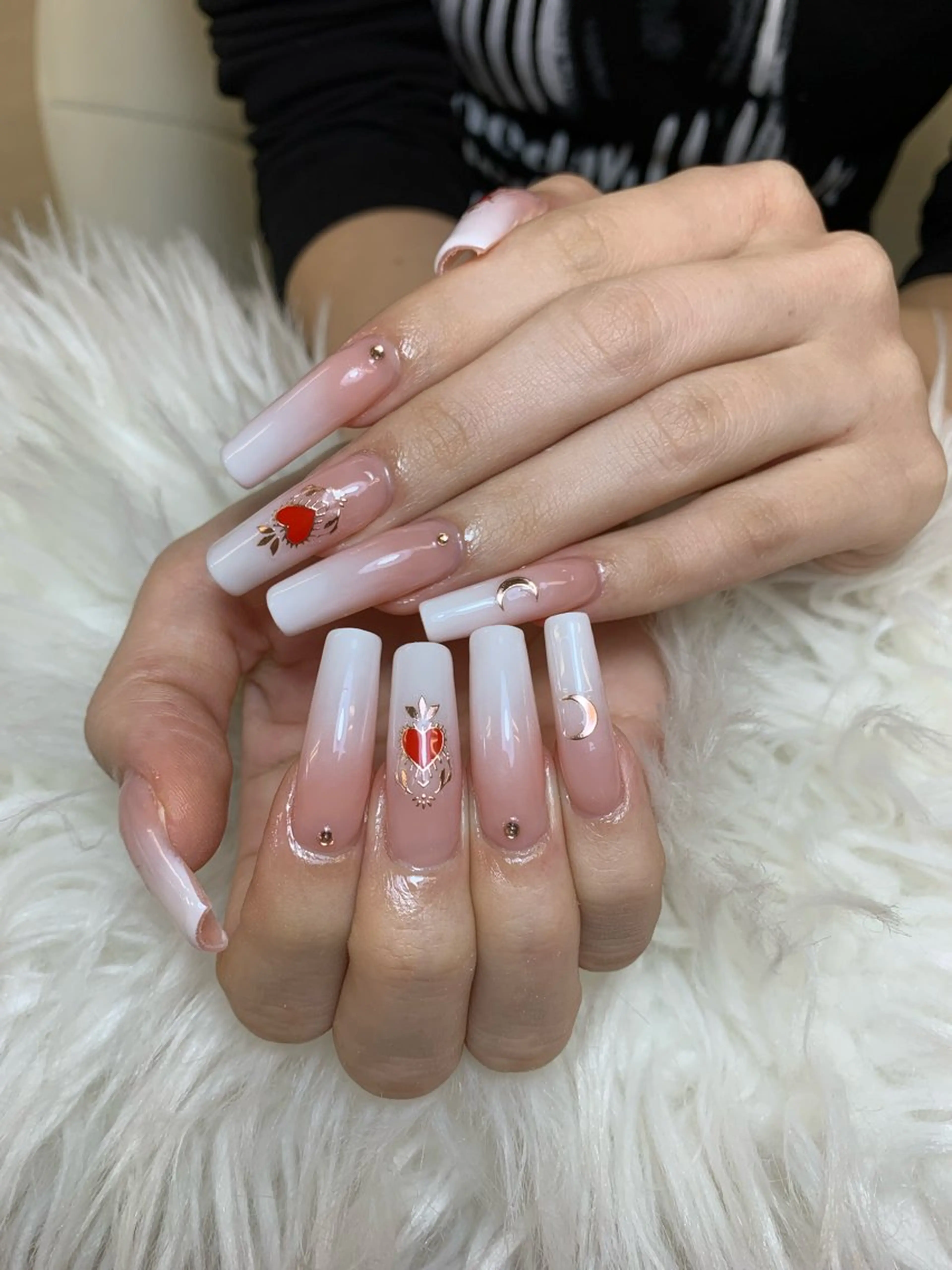 ネイル ハンドネイル ハンドケア Anh Nail 歌舞伎町のネイルデザイン