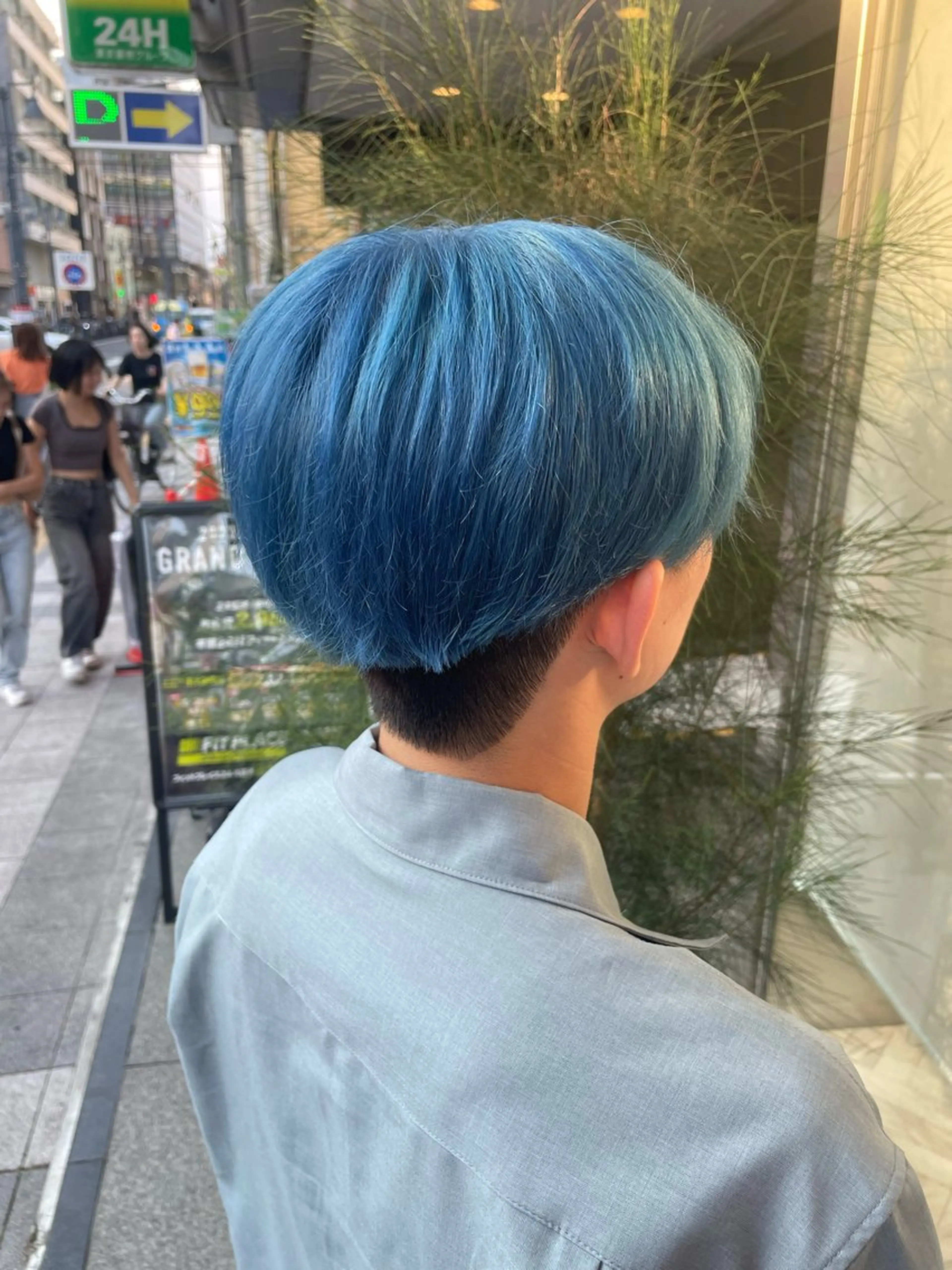 ショート カラー メンズ メンズブリーチ フェードカット メンズ韓国風 メンズメッシュ マッシュ カラーモデル⚡️ REONのヘアスタイル