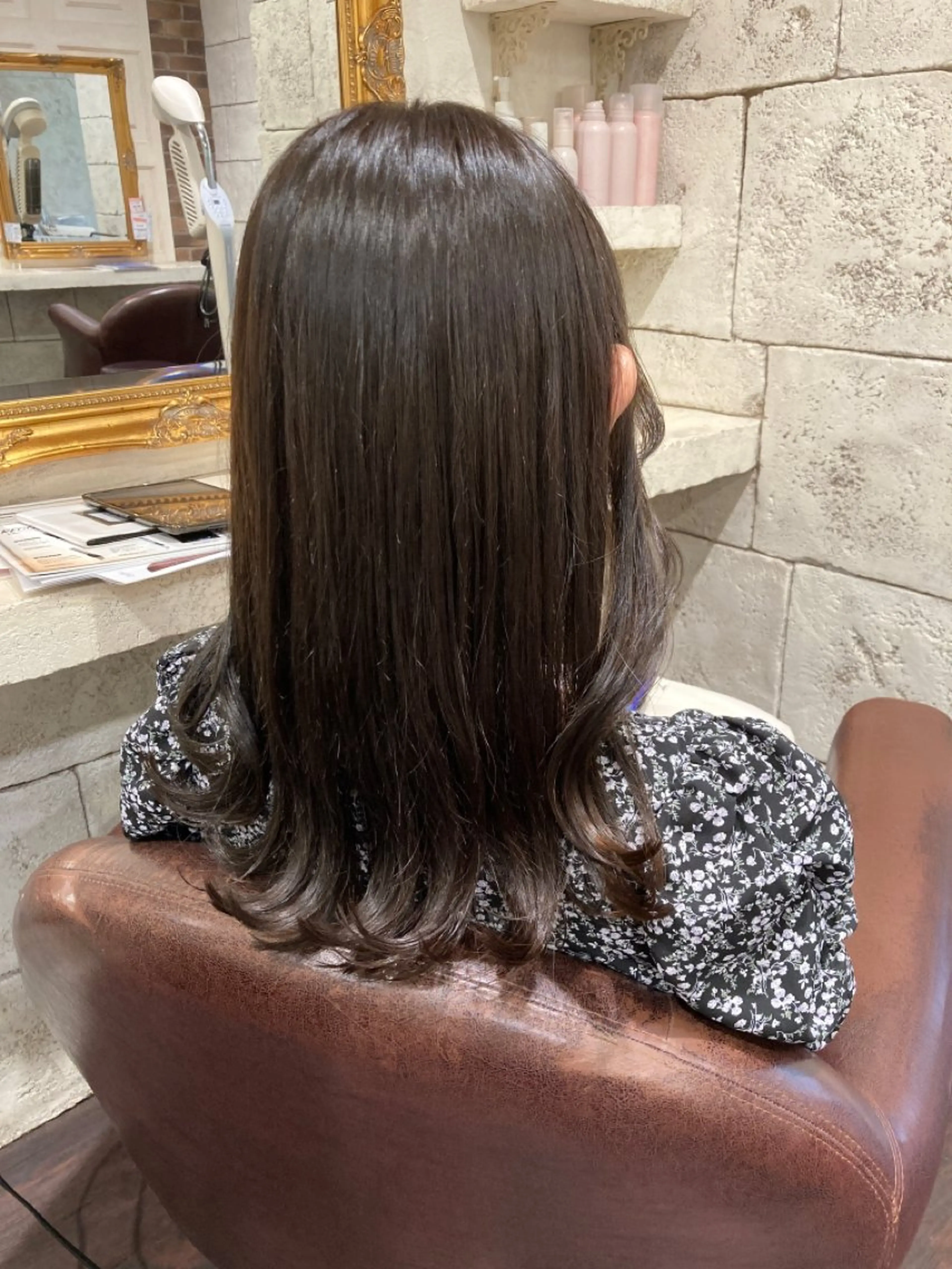 セミロング カット ヘアカラー トリートメント ヘッドスパ GO TODAY  SHAIRE SALON所属・ショート/ボブ✂︎ 三田さやかのヘアスタイル