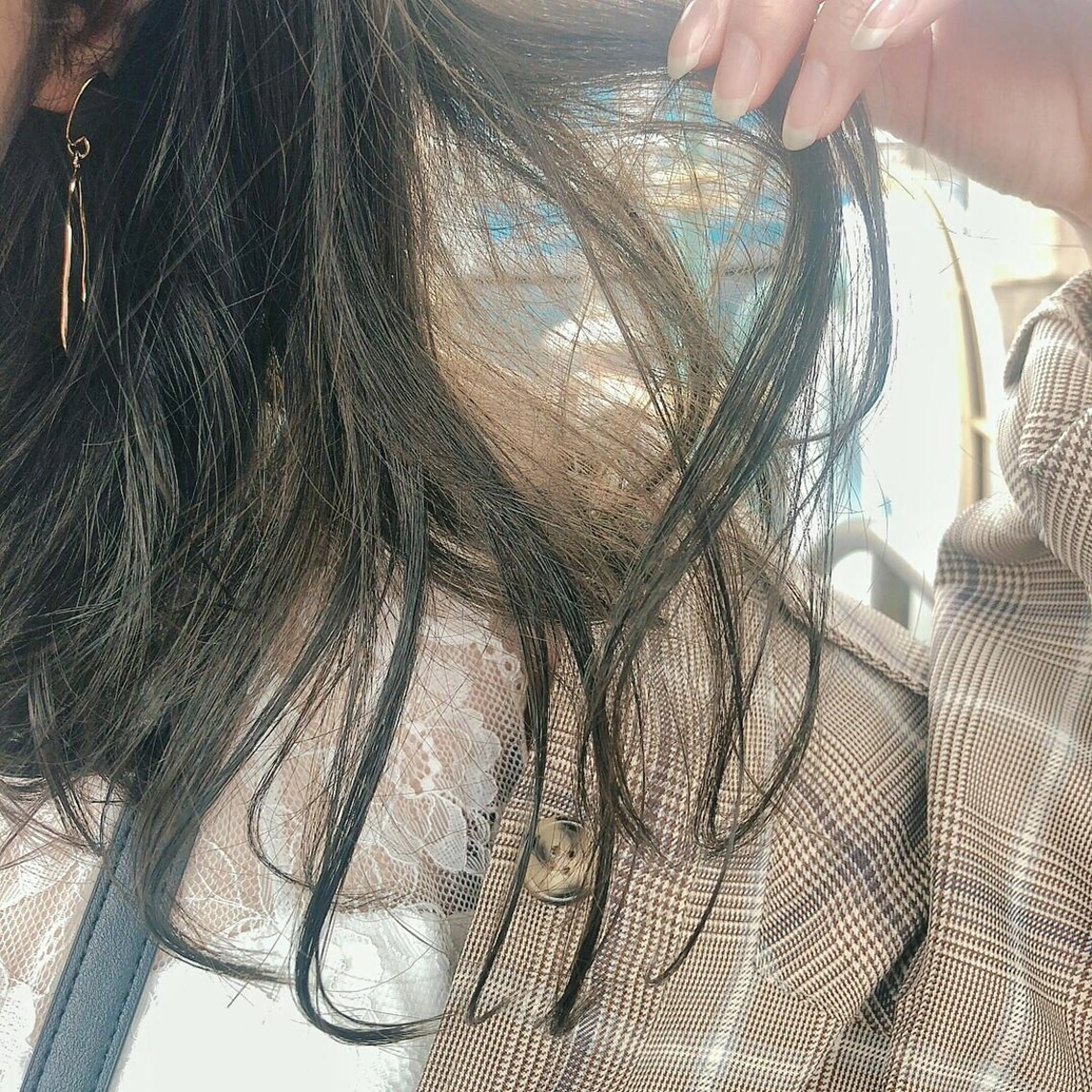 ミディアム カラー ブリーチ 透明感カラー ブリーチなしカラー SNSで大バズり‼️ 欧米風ヘア大ヒット中のヘアスタイル