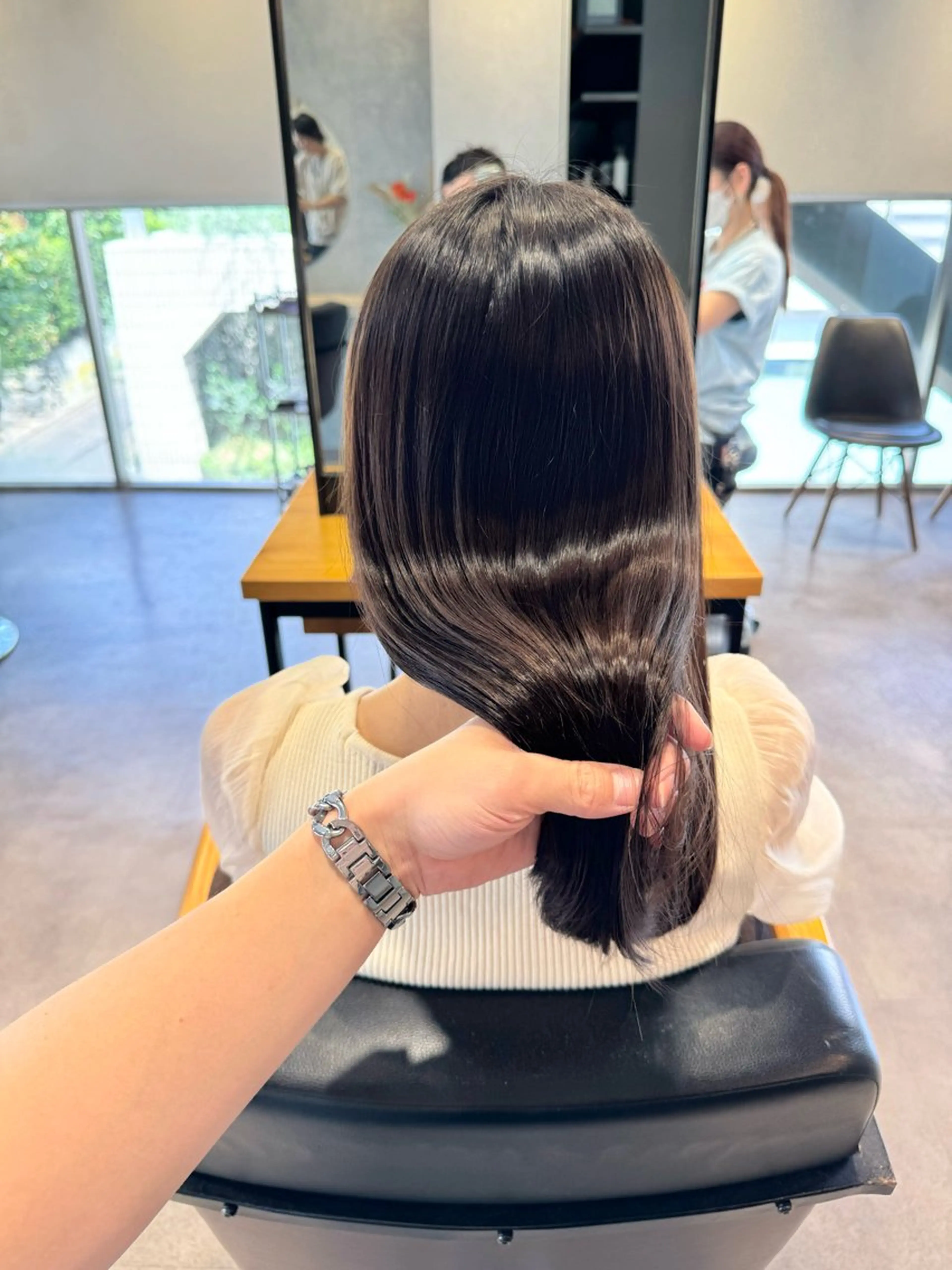 ミディアム カラー カット ヘアカラー 佐藤史哉＊ 赤み除去＊白髪ボカシのヘアスタイル