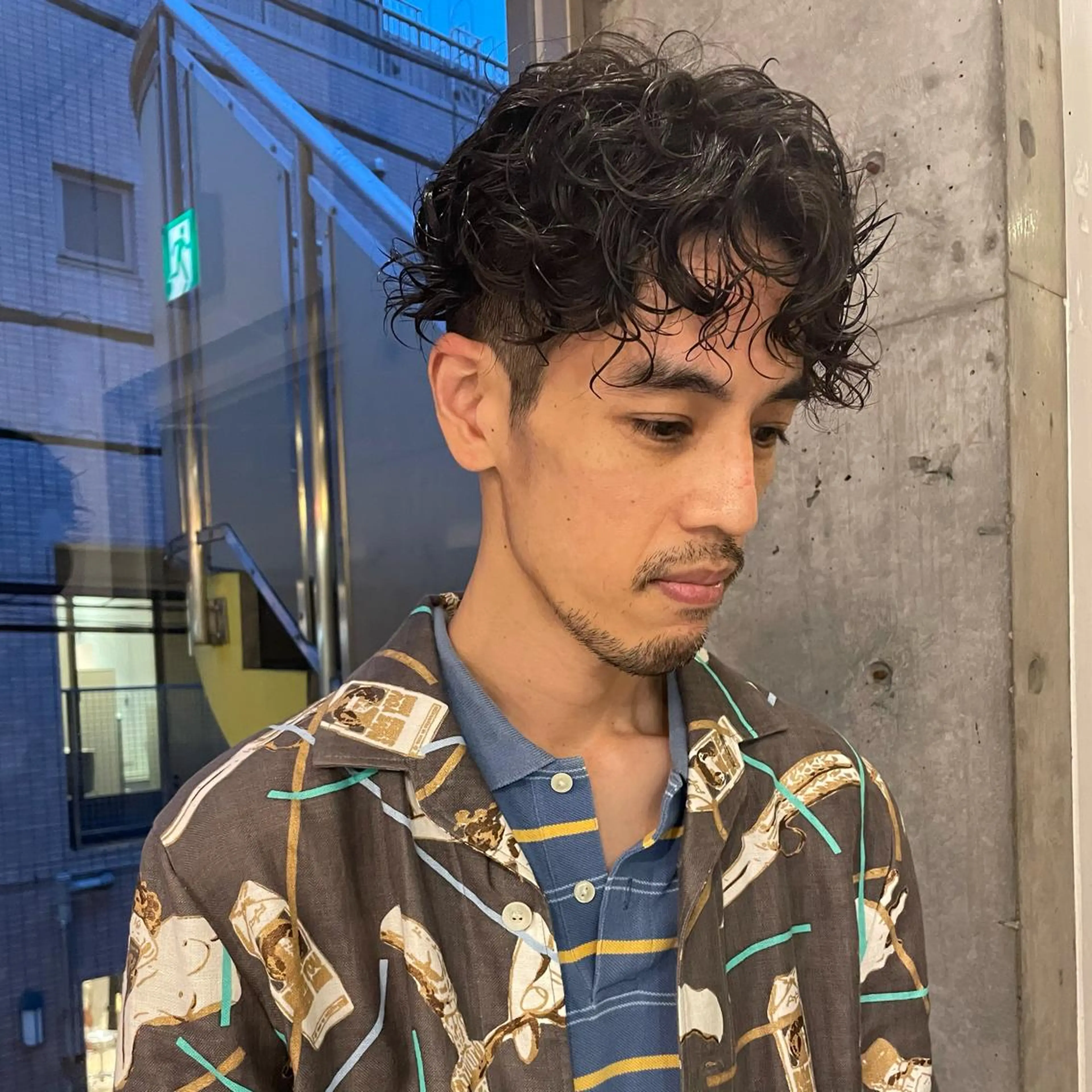 パーマ メンズ ショートボブ メンズブリーチ メンズデザインカット フェードカット メンズハイライト カット パーマ 🌈圧倒的デザイン パーマ　関和希のヘアスタイル