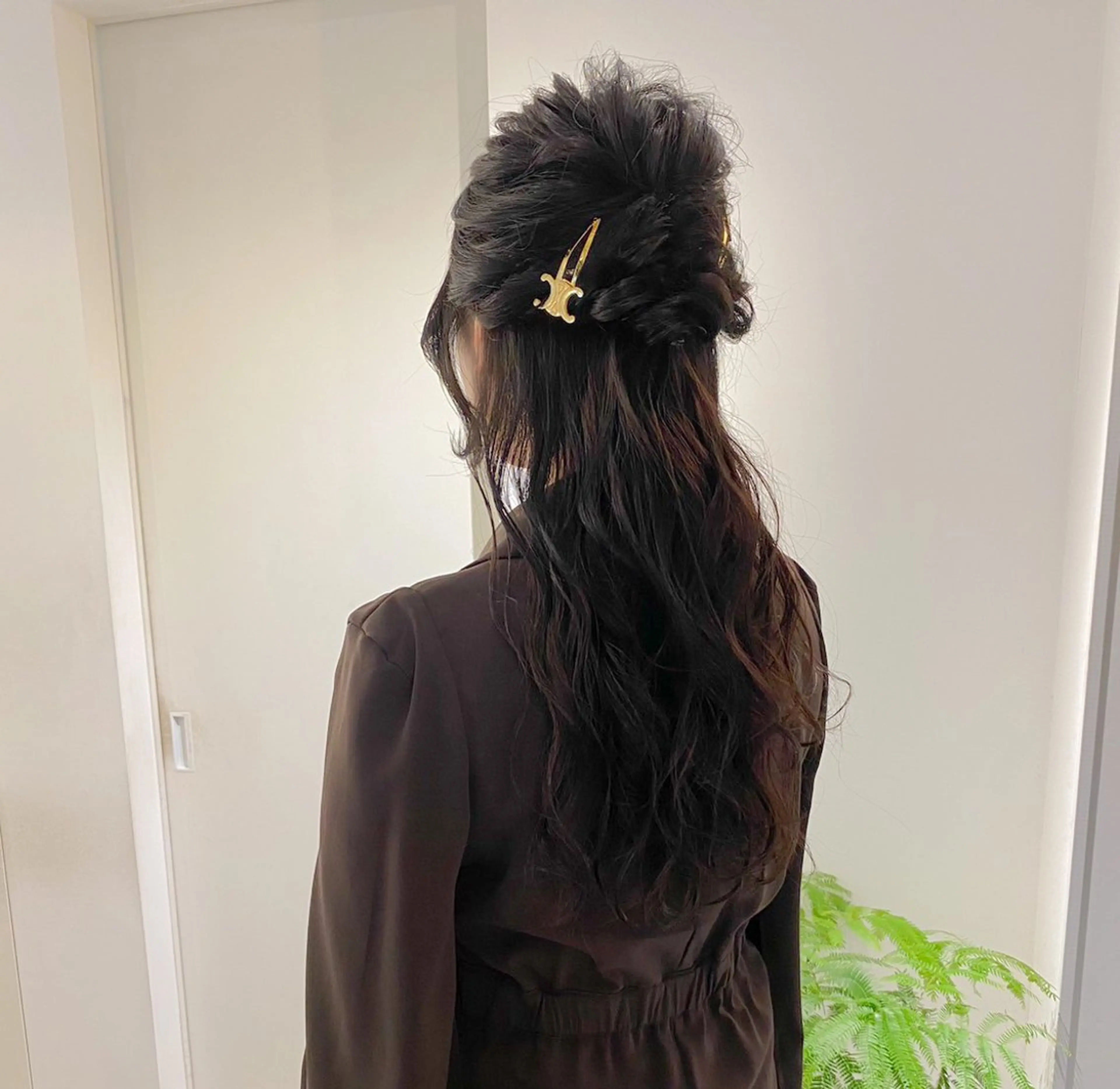 ロング ヘアアレンジ ハーフアップ 🤍似合わせカット/ 艶カラー/表参道🫧のヘアスタイル