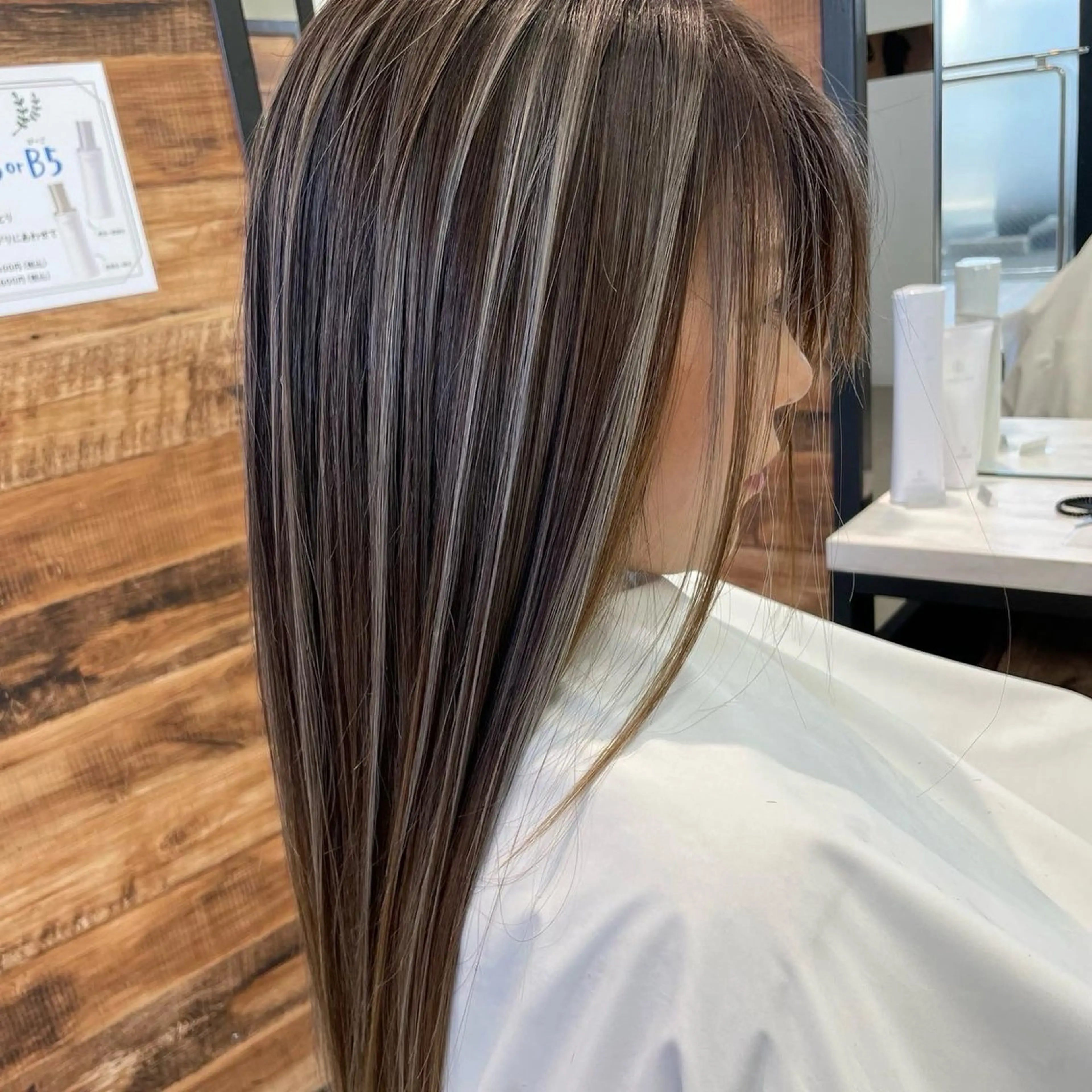 ロング ハイライト PARK.なんば本店 ミルボンAujua認定サロン[パーク]所属・辻優太/ハイトーン/ デザインカラー🥀のヘアスタイル