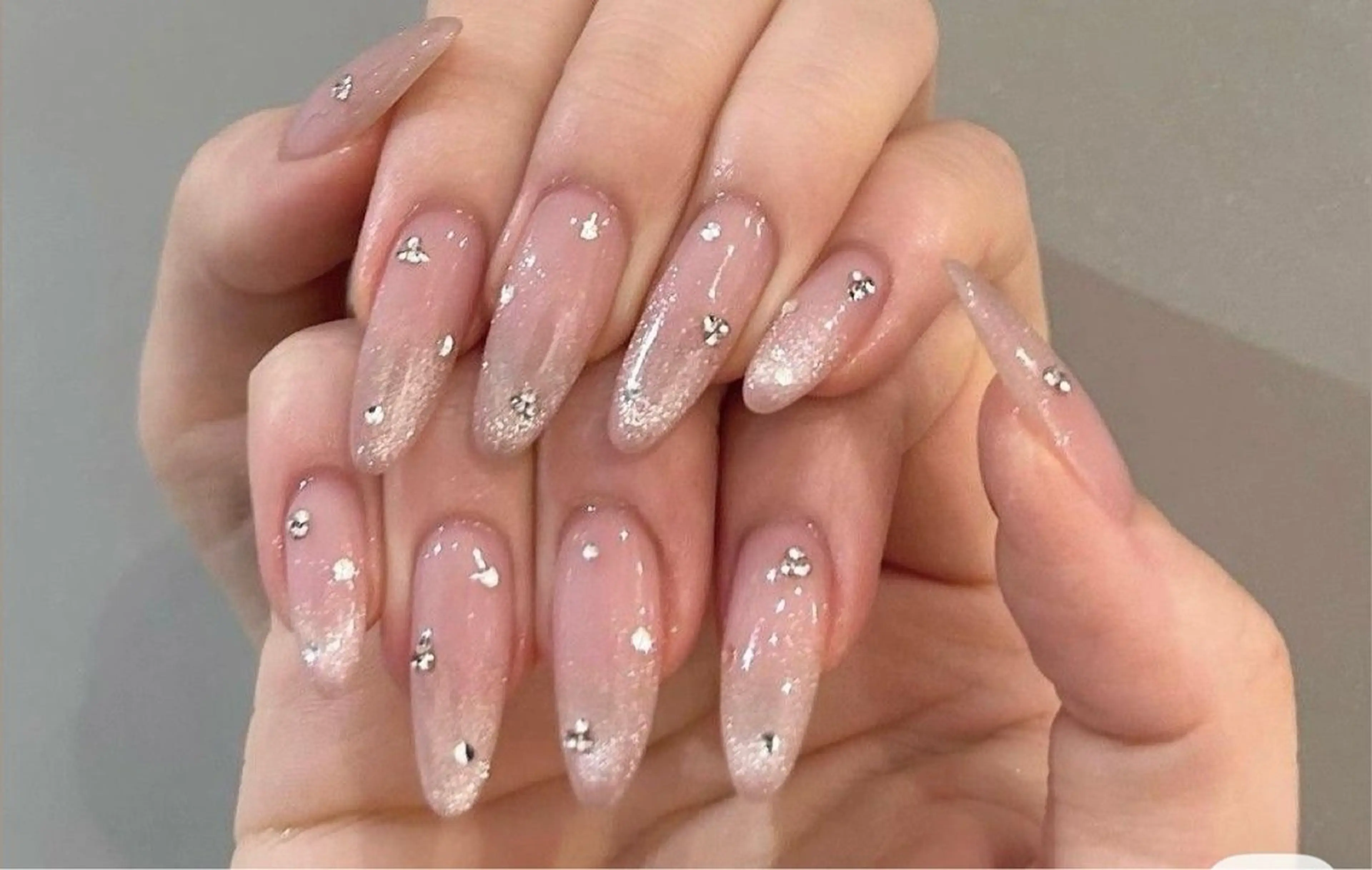 ネイル アートネイル 長さ出し フットネイル フレンチネイル ジェルネイル Kawaii Nail Salon所属・Kawaii-jp Tomisatoのネイルデザイン