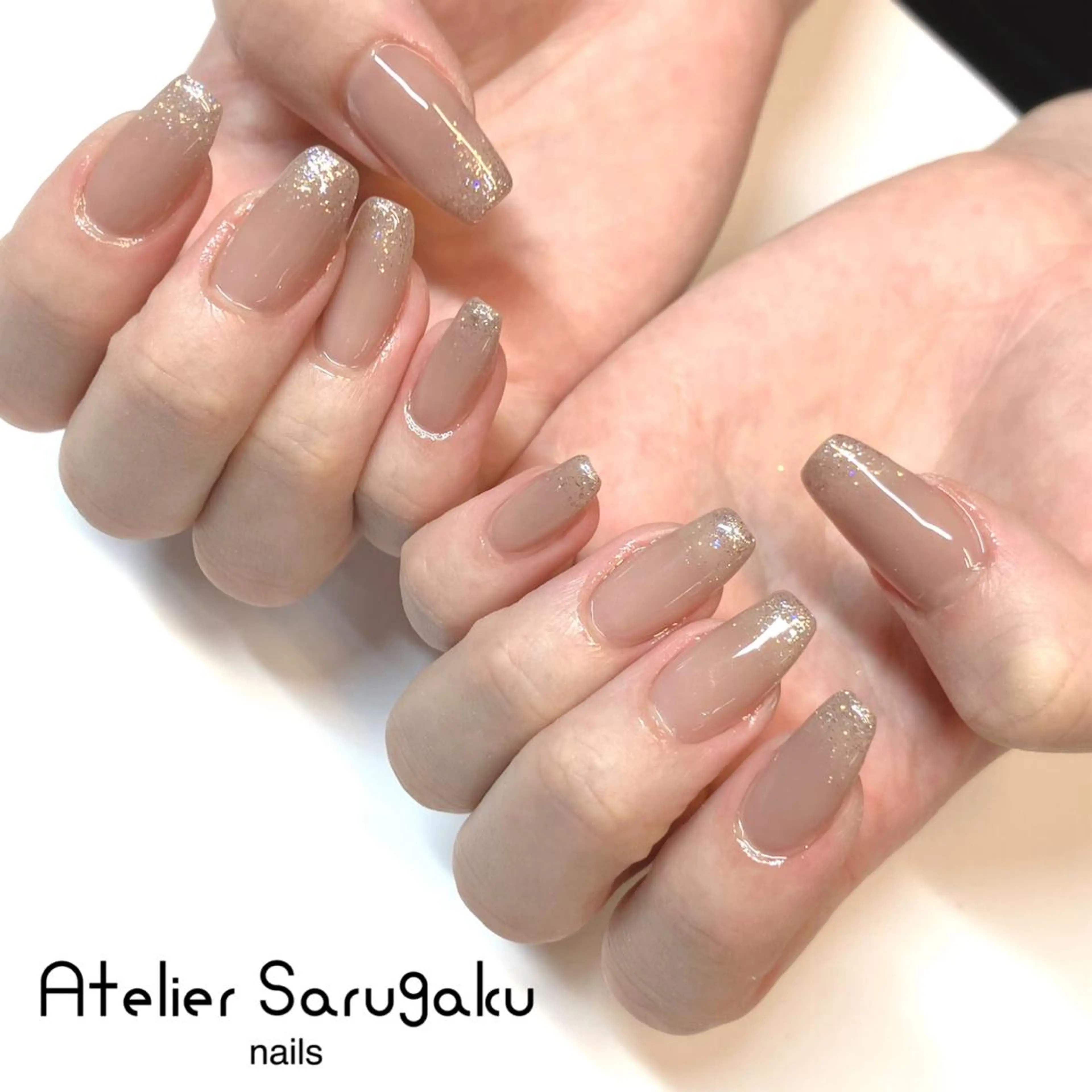 セミロング ハンドネイル sususu. shiomiのネイルデザイン