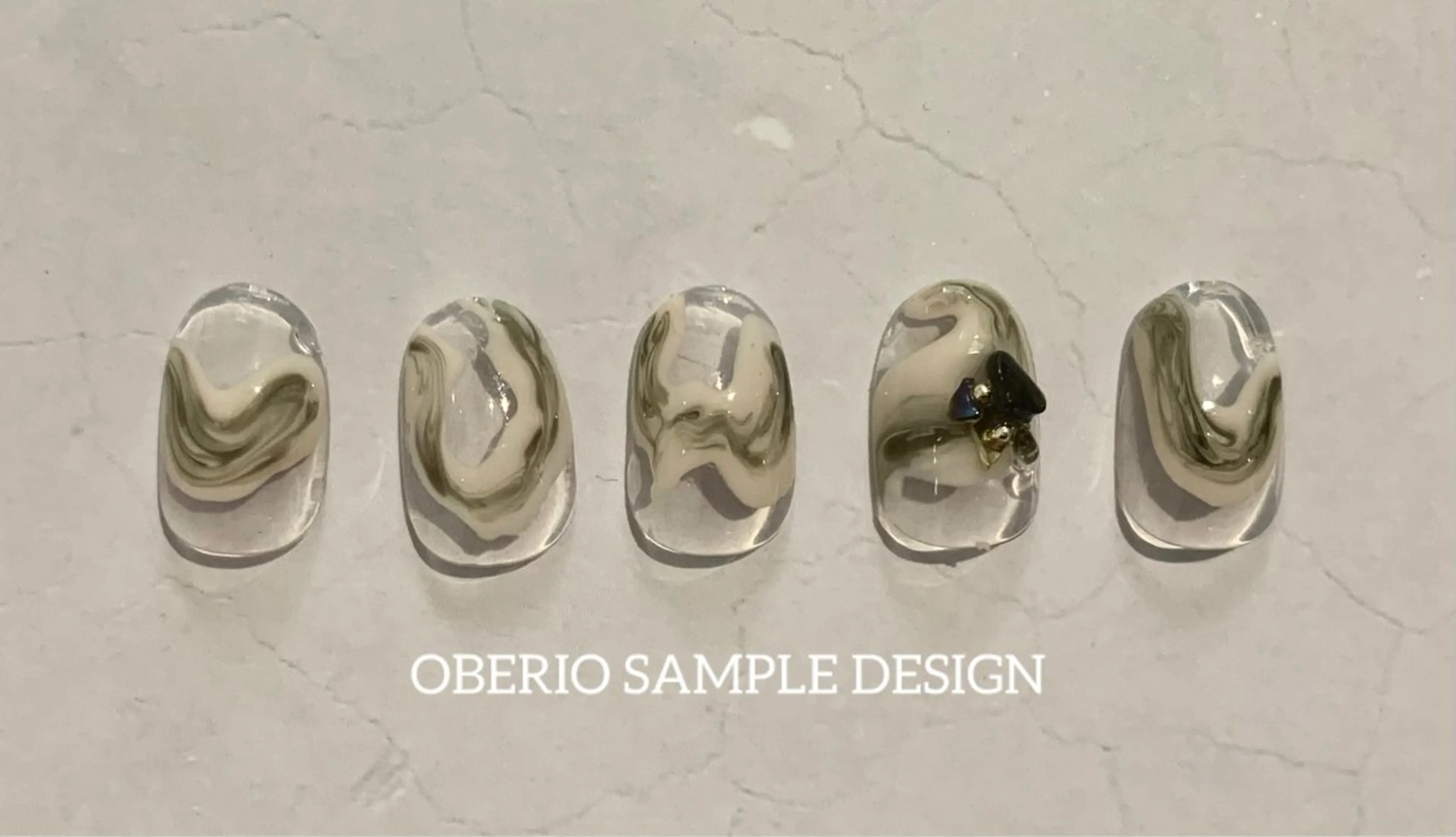 ネイル アートネイル BeColorful新宿所属・co nai_lのネイルデザイン